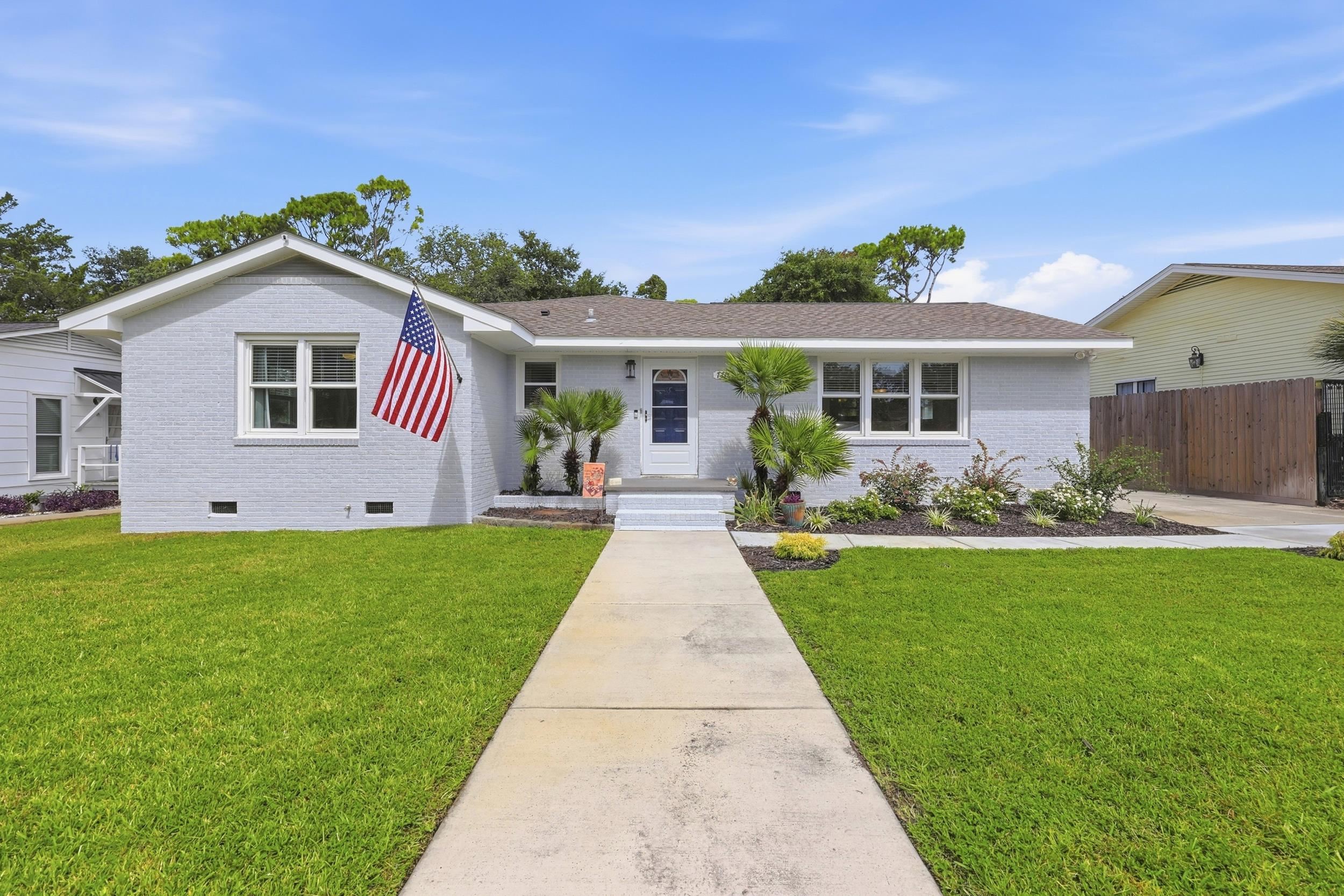 7711 Woodland Dr. — photo