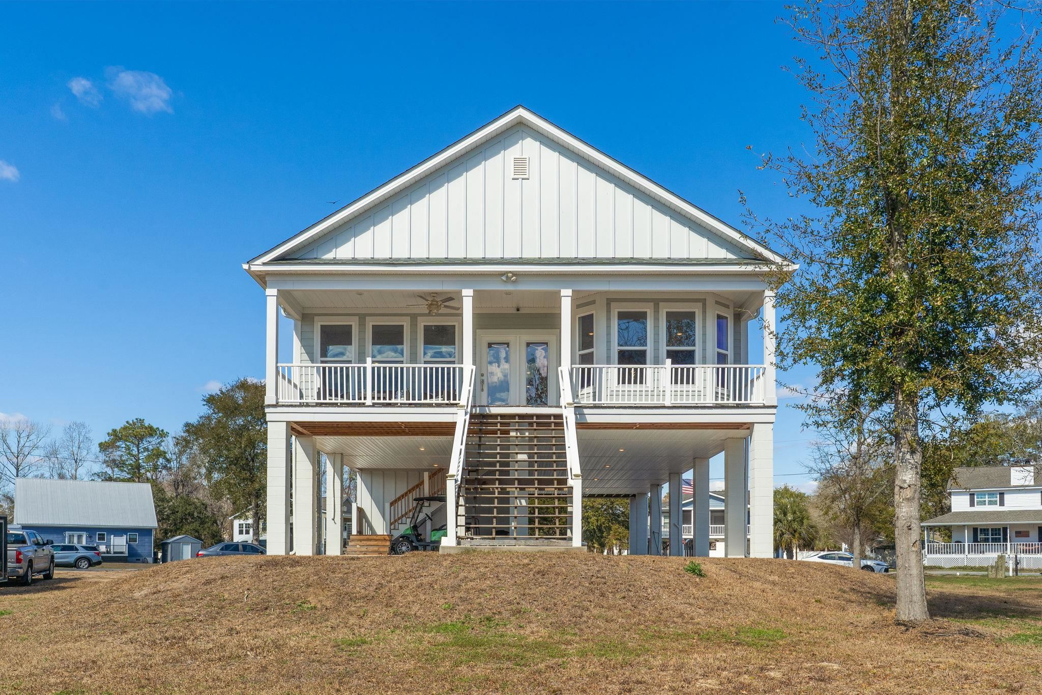 400 Elizabeth Dr. — photo