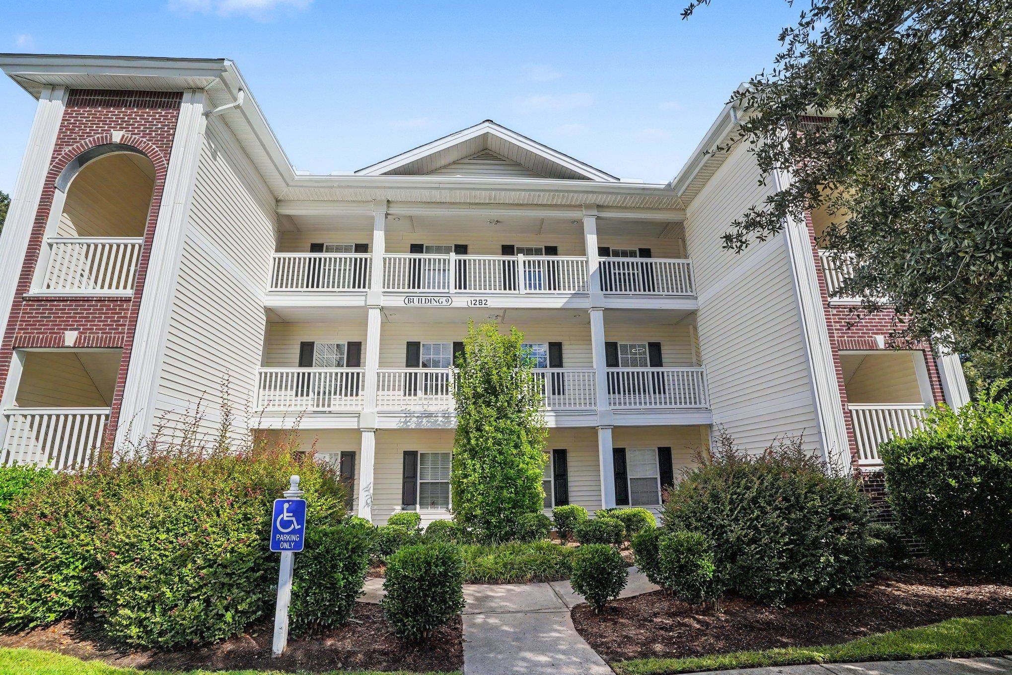 1282 River Oaks Dr. 9-D — photo