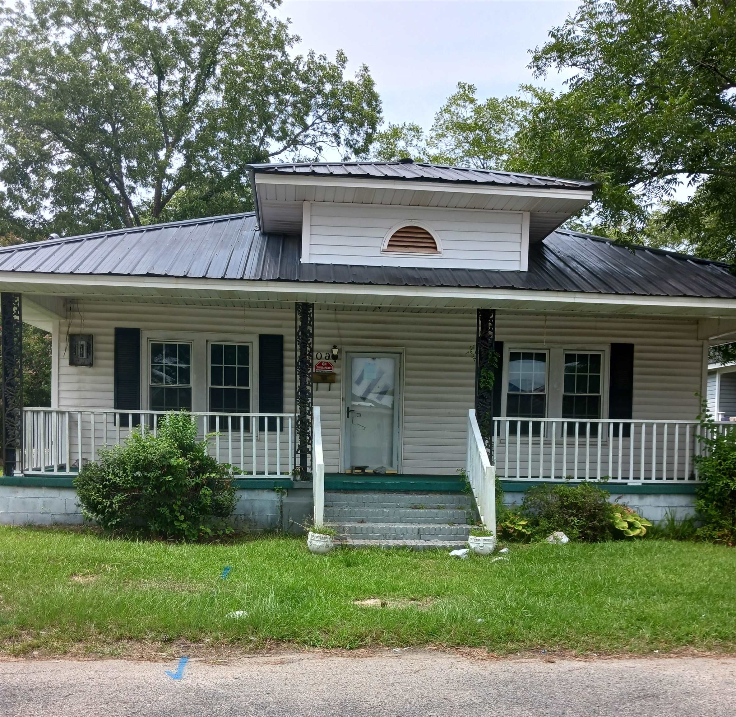 605 Smith St. — photo