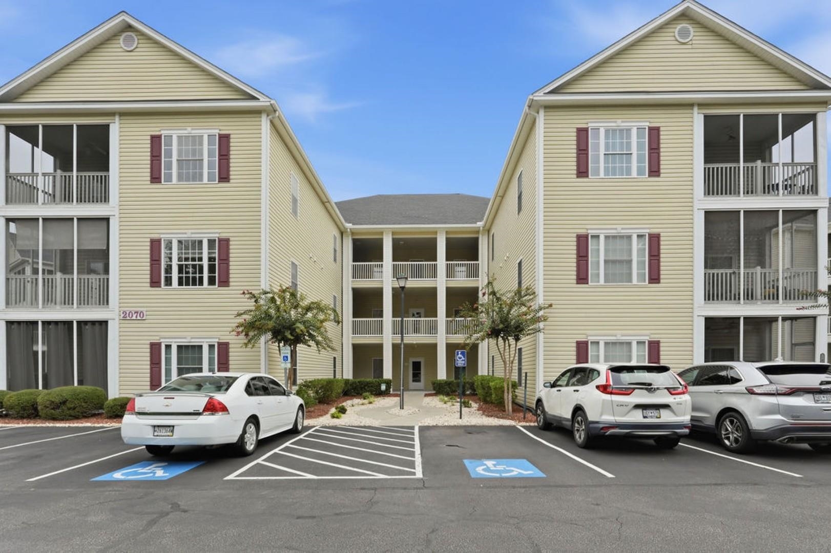 2070 Cross Gate Blvd 303 — photo