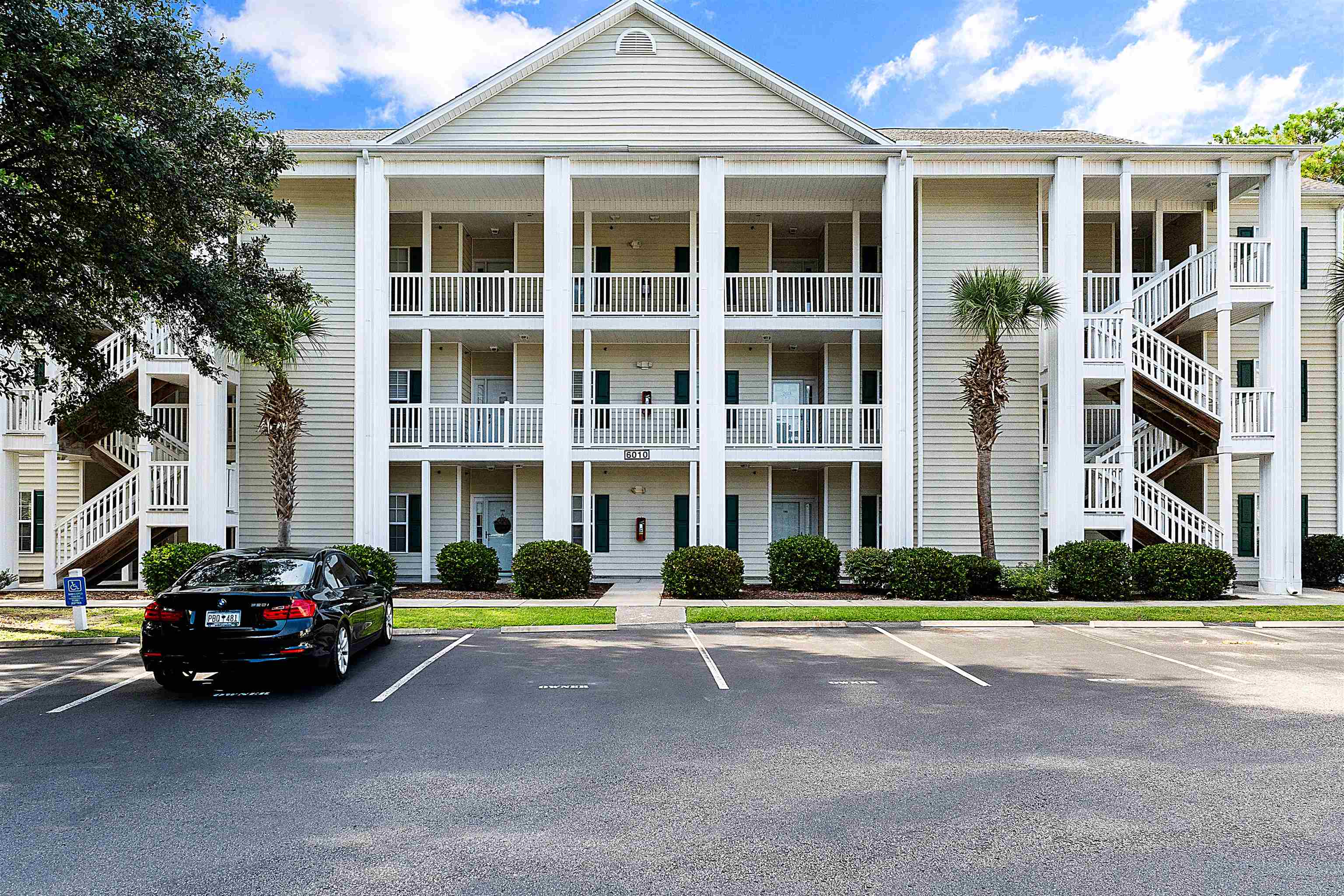 6010 Windsor Green Way 301 — photo