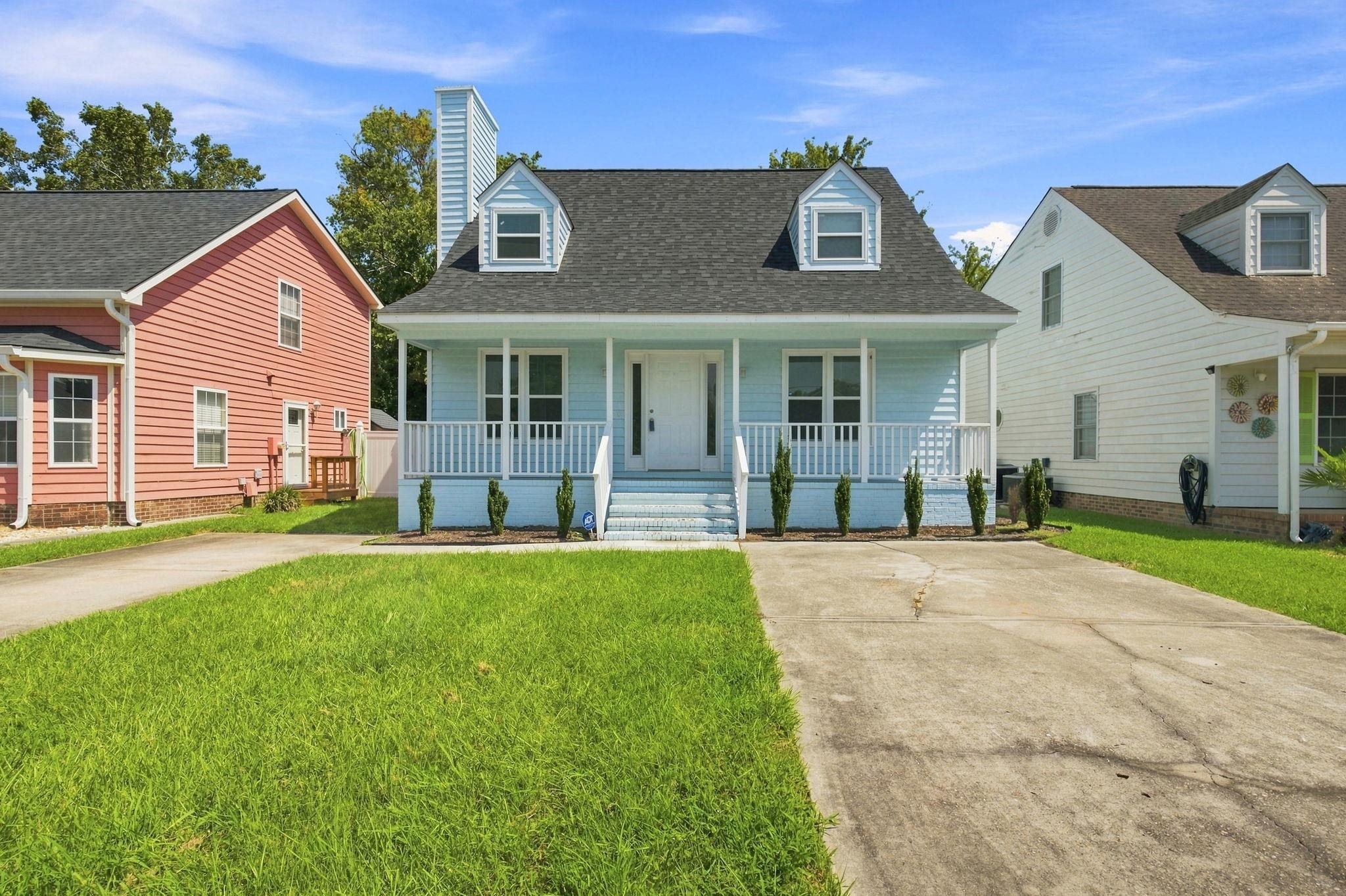 135 Williamsburg Dr. — photo