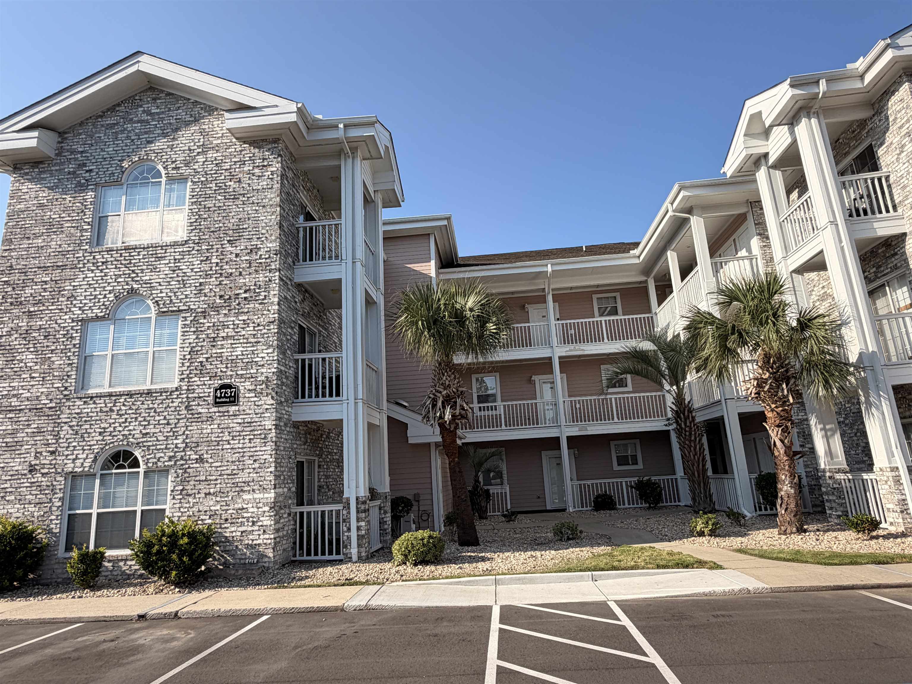 4737 Wild Iris Dr. 305 — photo