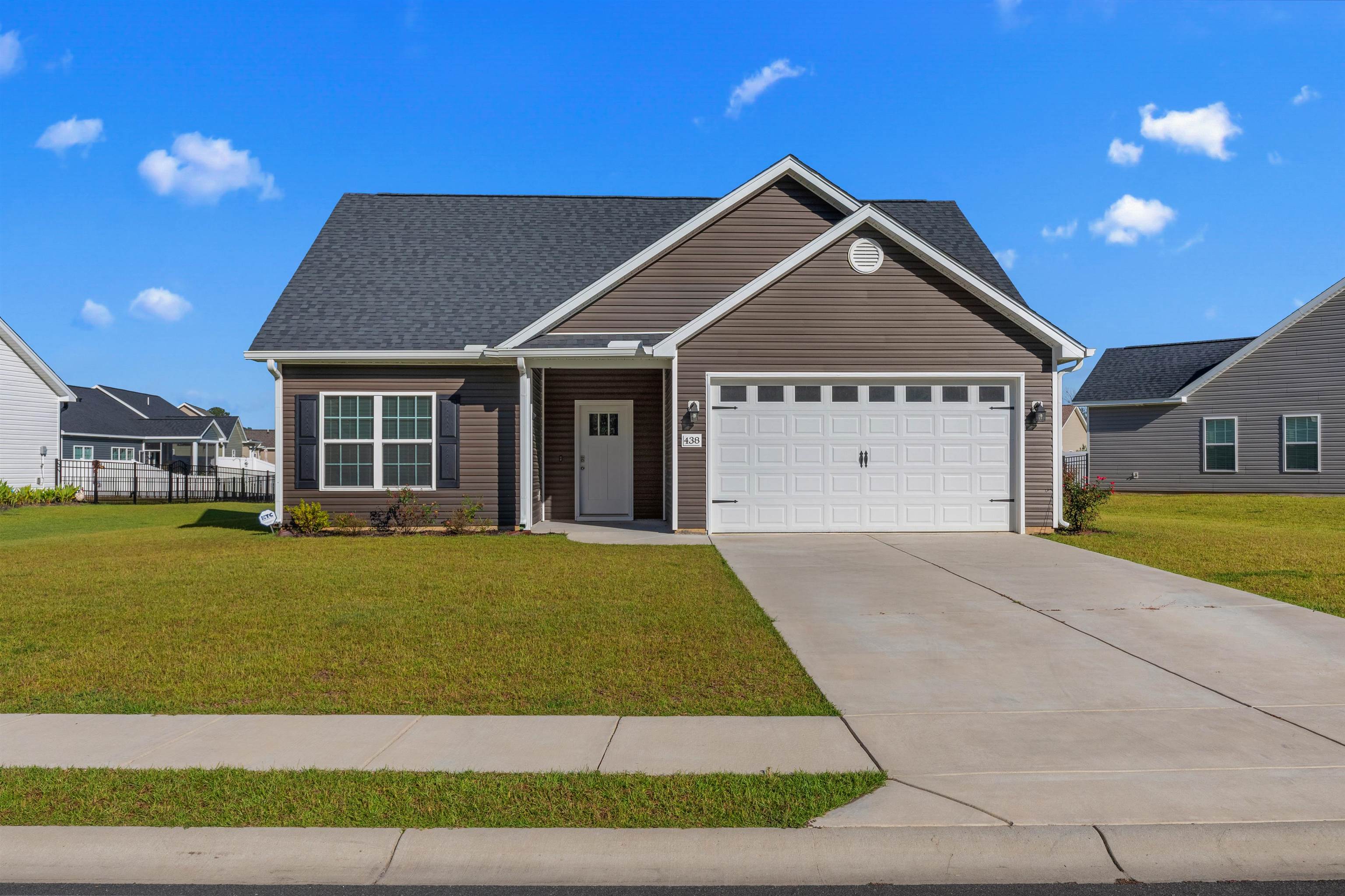 438 Shallow Cove Dr. — photo