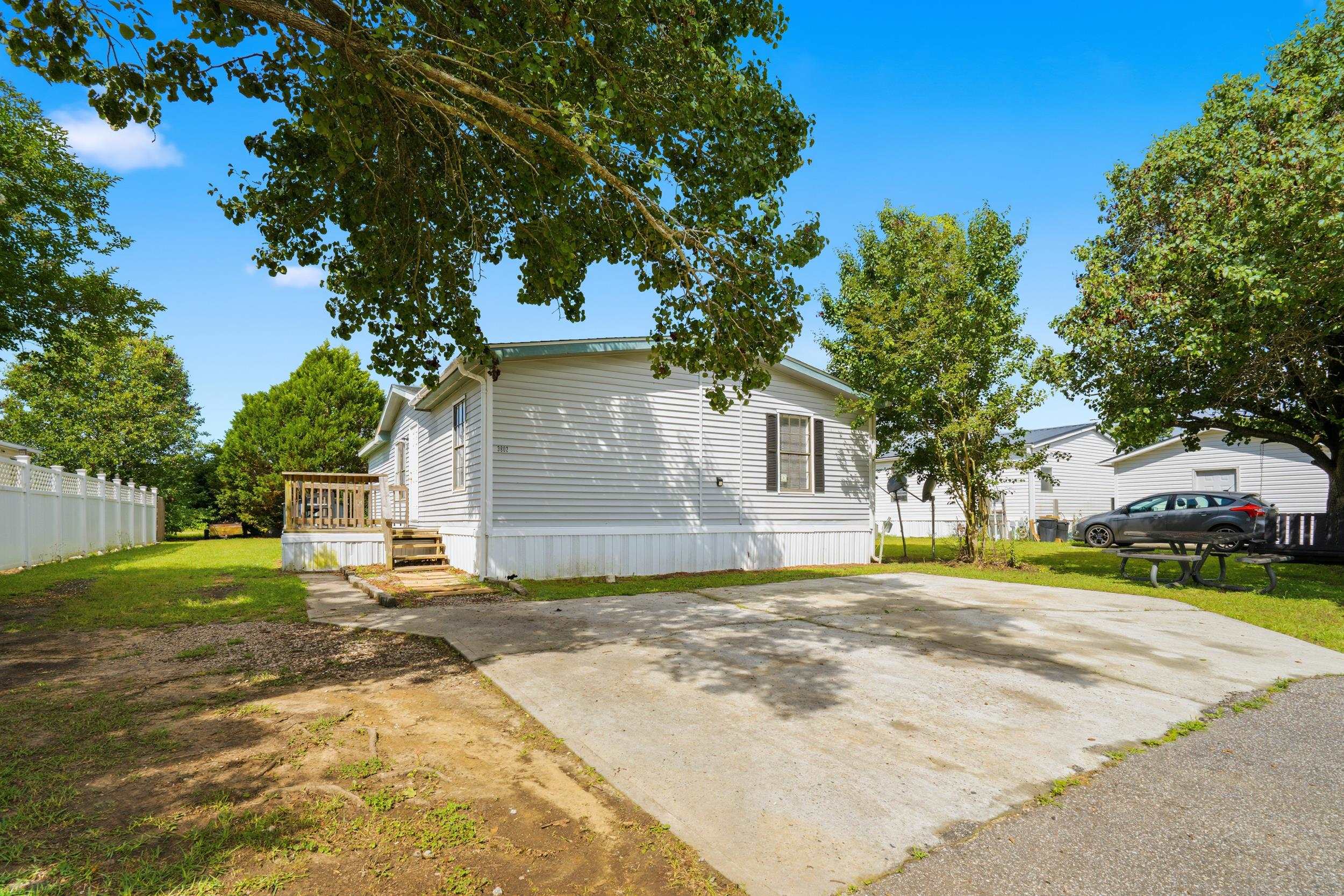 3802 Stern Dr. — photo
