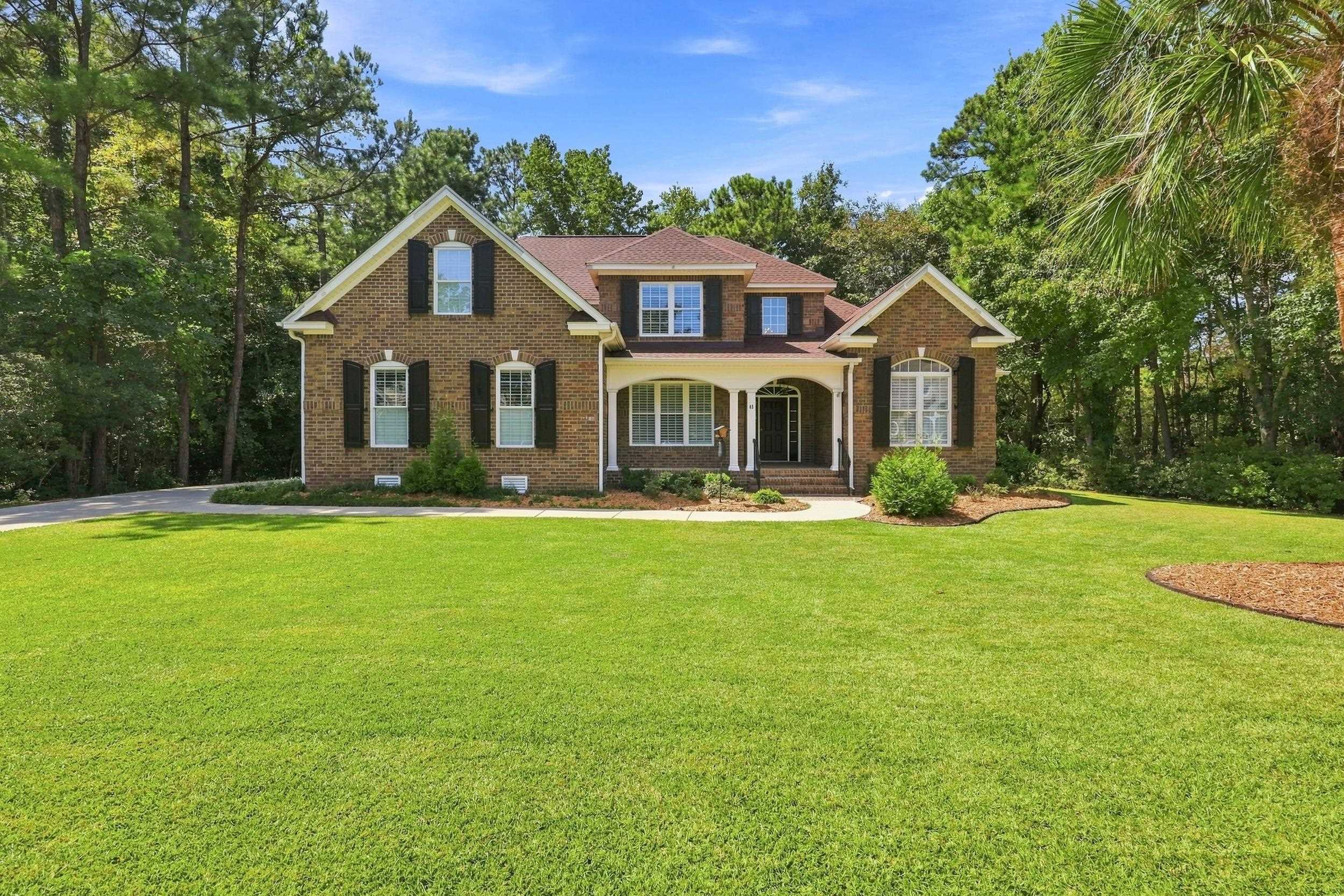 45 Highwood Circle — photo