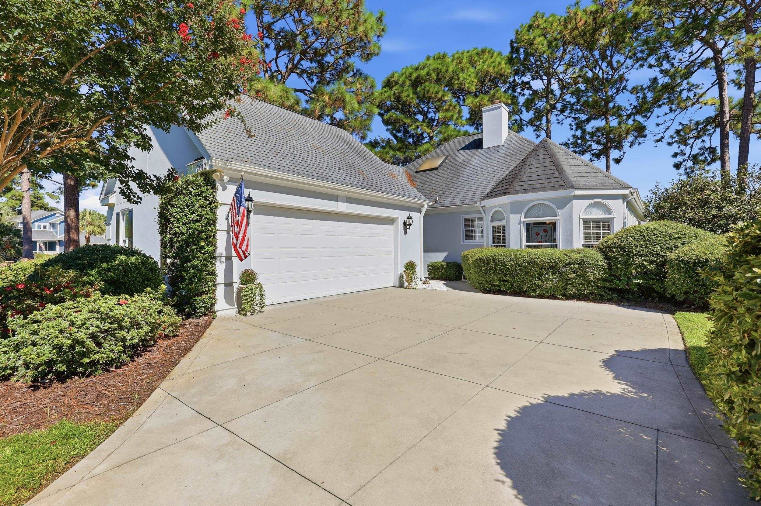 2012 Ladybank Dr. — photo