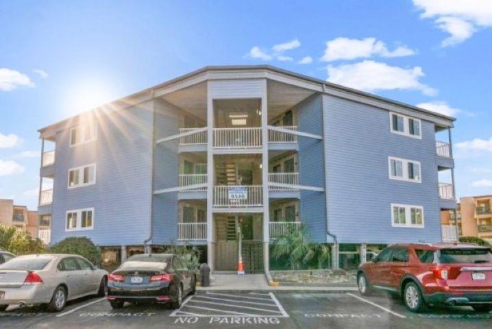 9530 Shore Dr. 1D — photo