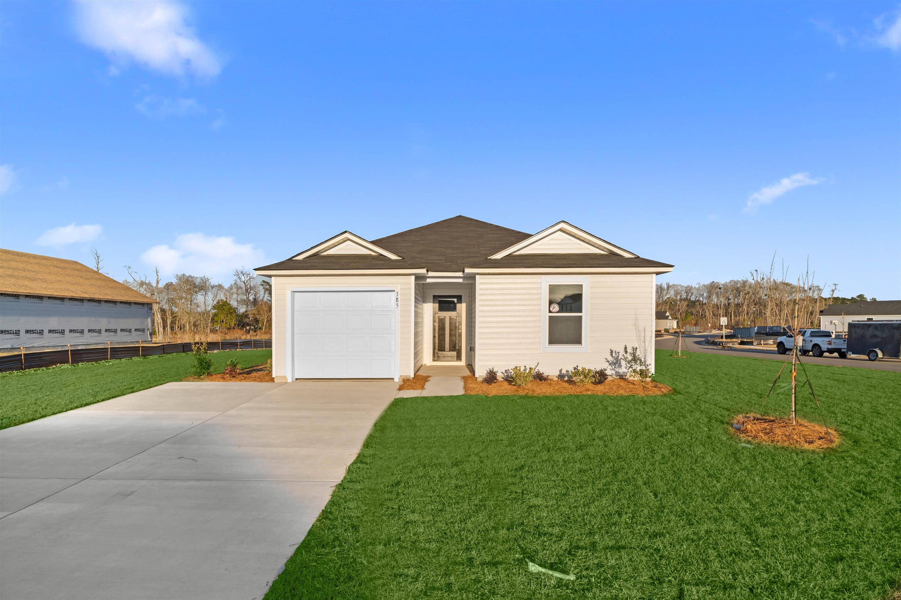 637 Green Valley Way — photo