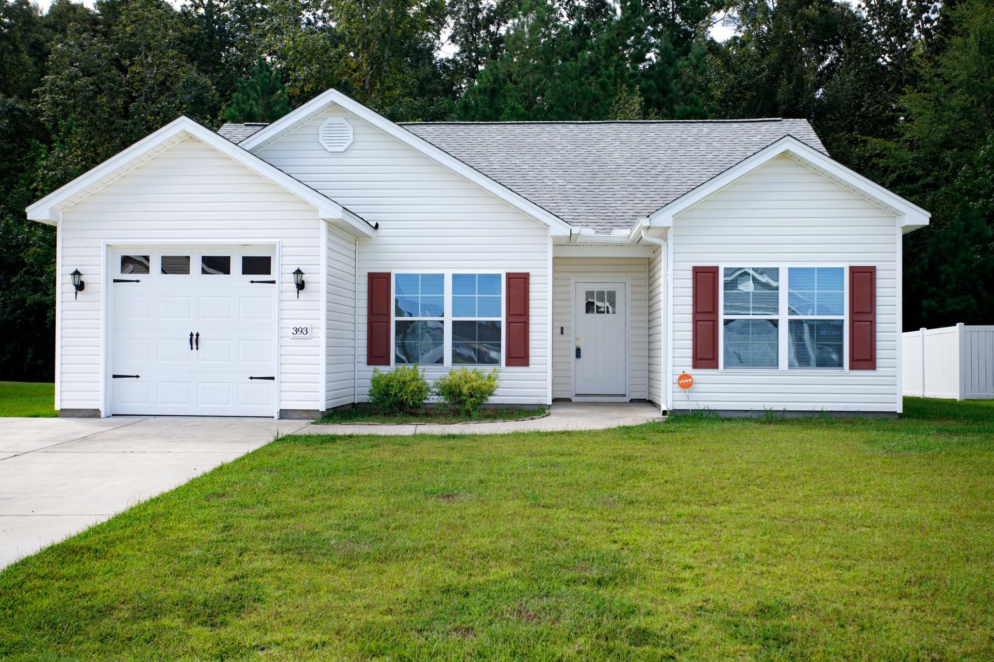393 Shallow Cove Dr. — photo