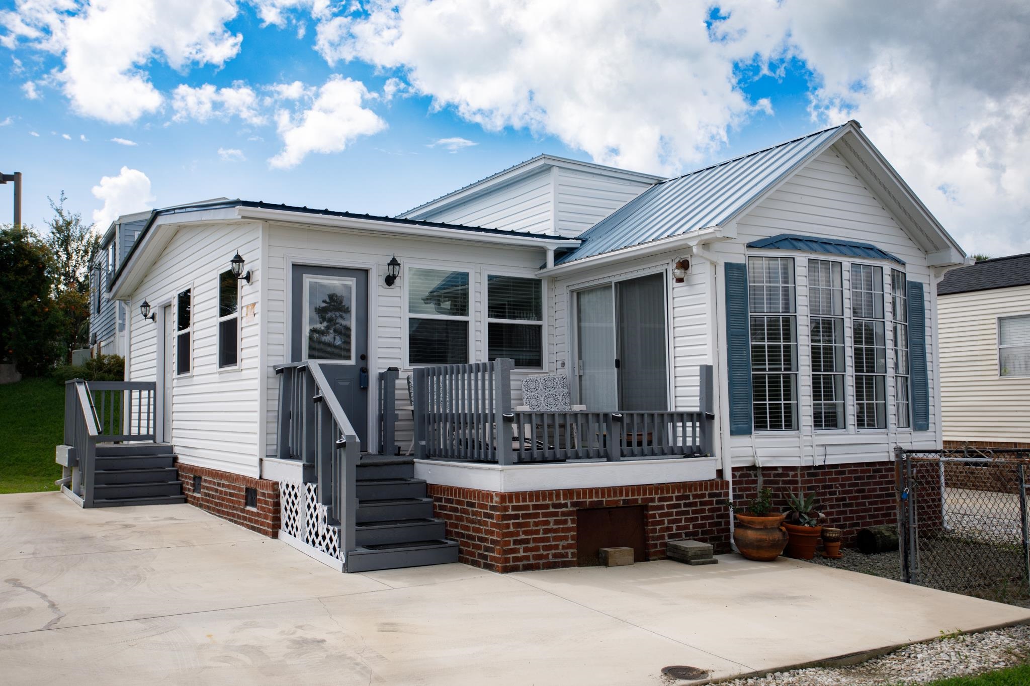 403 Low Tide Dr. — photo