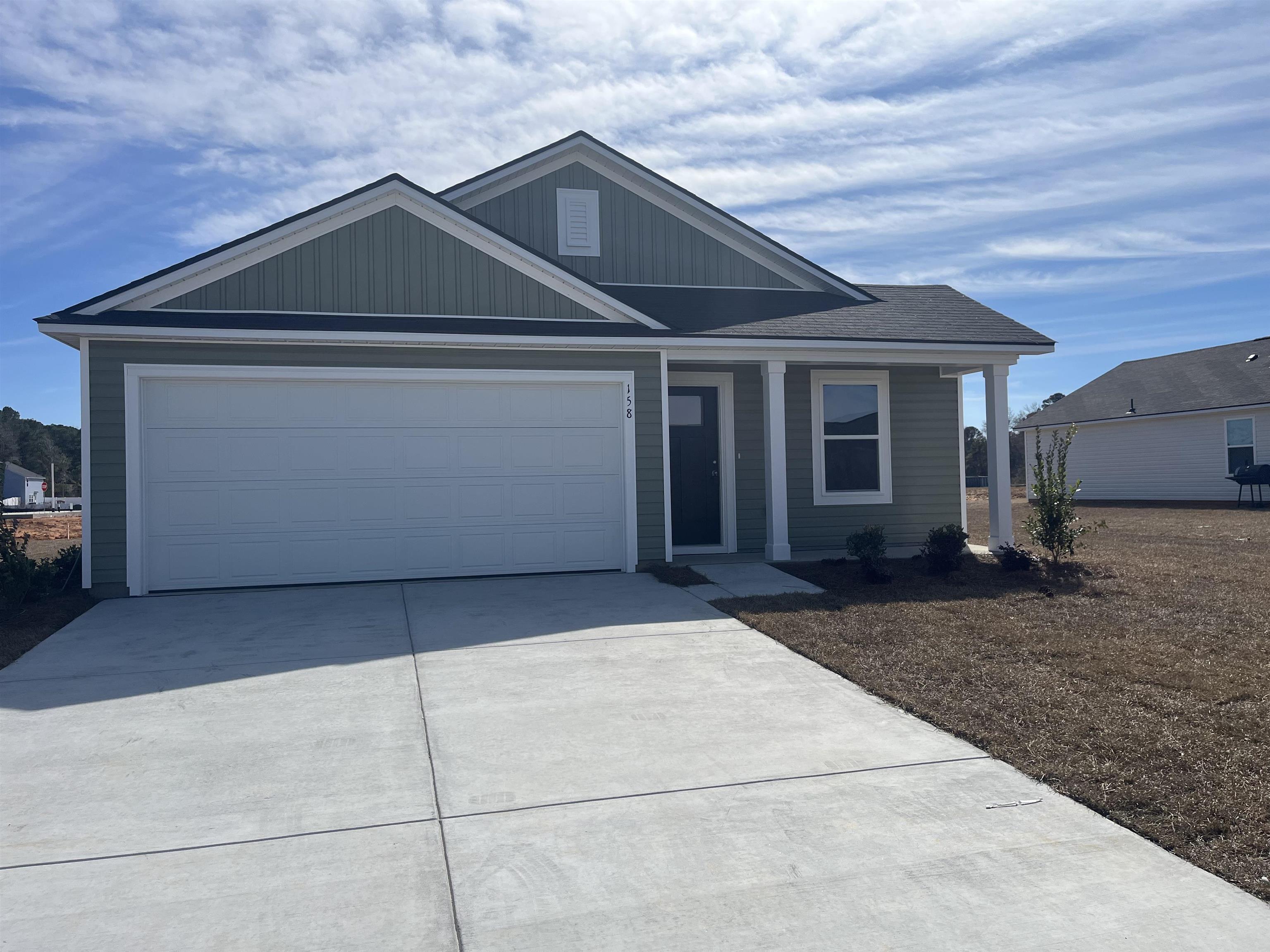 586 Cambria Dr — photo
