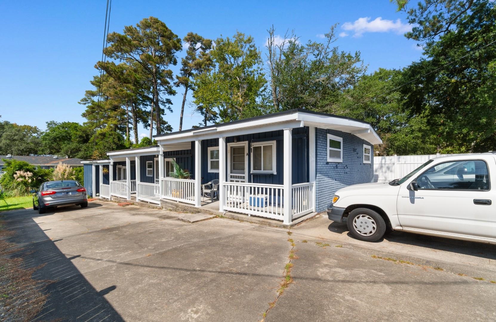 3402 Turner St. — photo