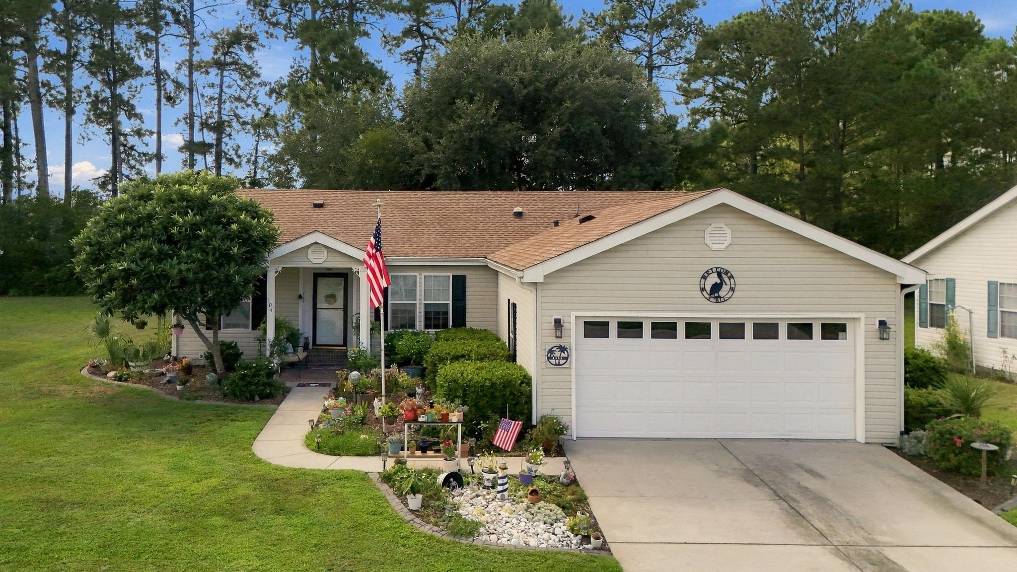 104 Lakeside Crossing Dr. — photo