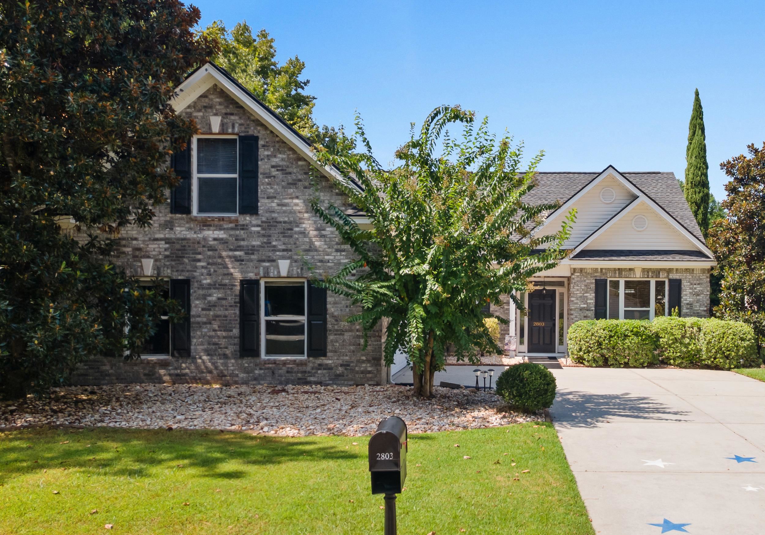 2803 Sanctuary Blvd. — photo