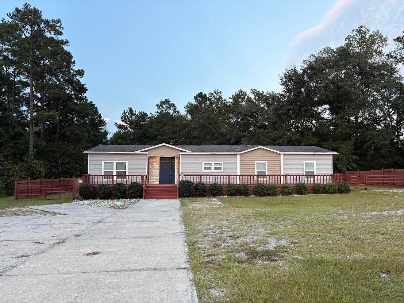 1751 Red Bluff Rd. — photo