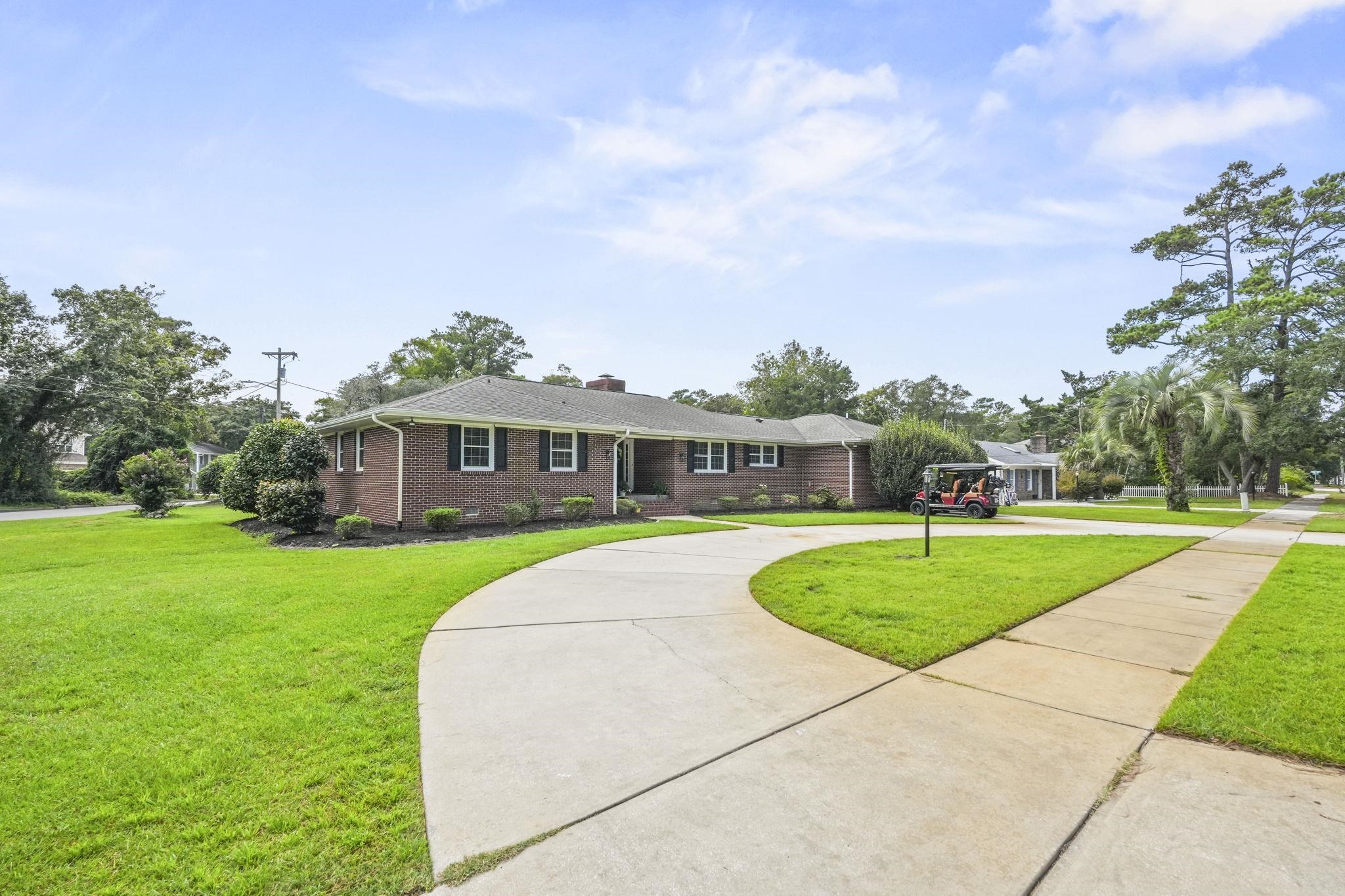 401 Poinsett Rd. — photo