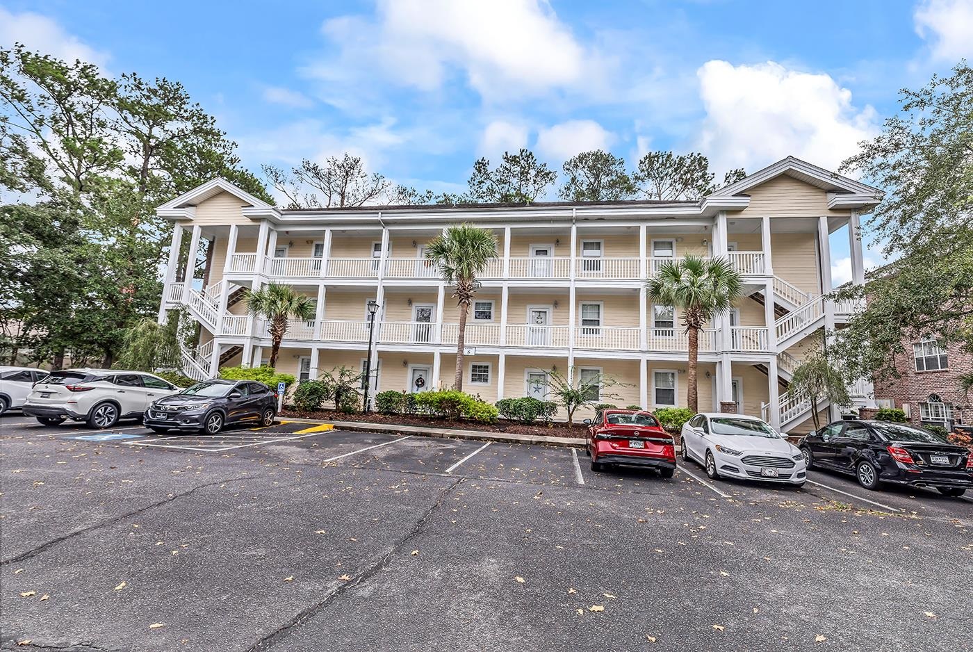 4221 Hibiscus Dr. 8-204 — photo