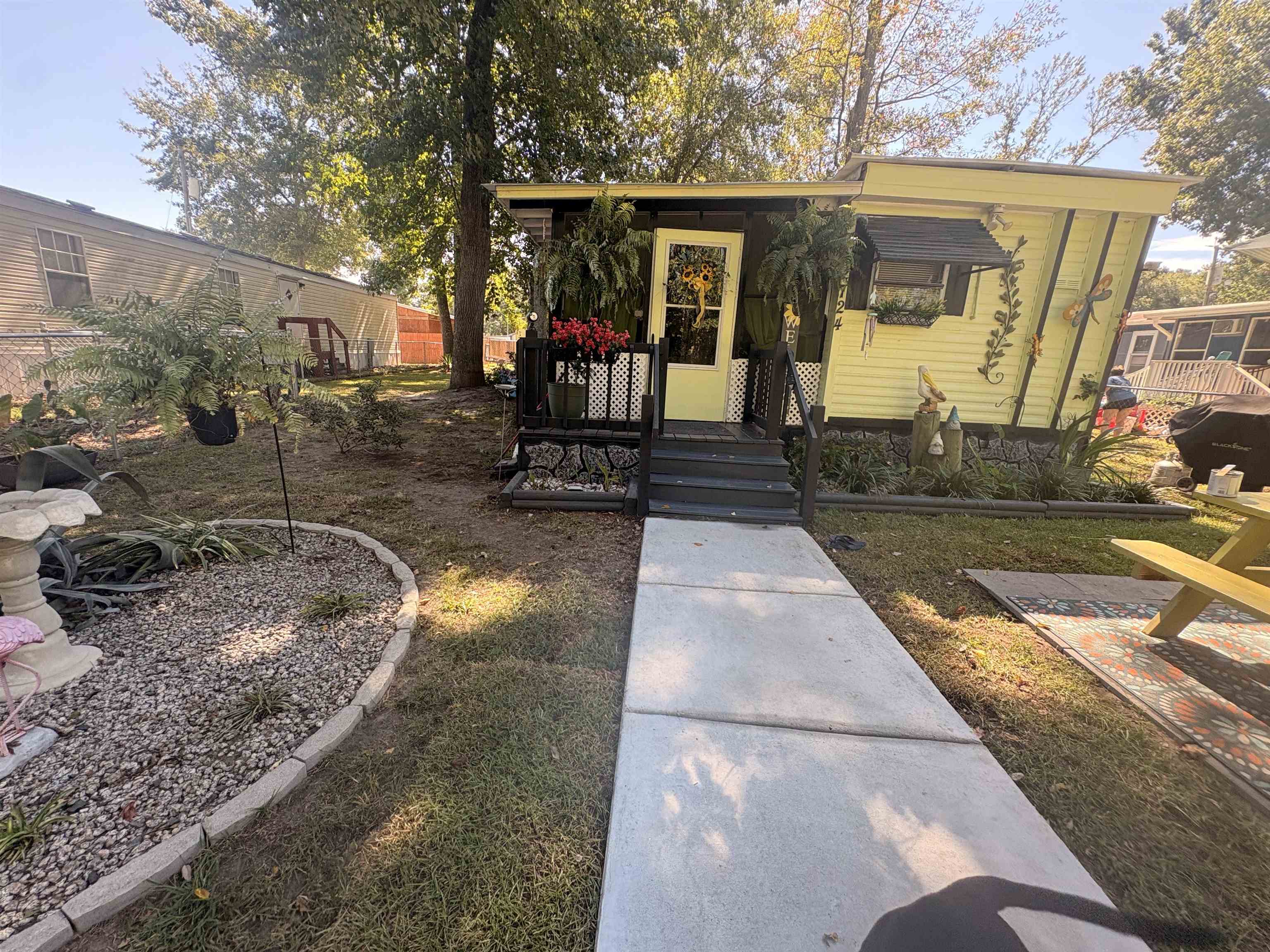 2724 Moonlight Dr. — photo