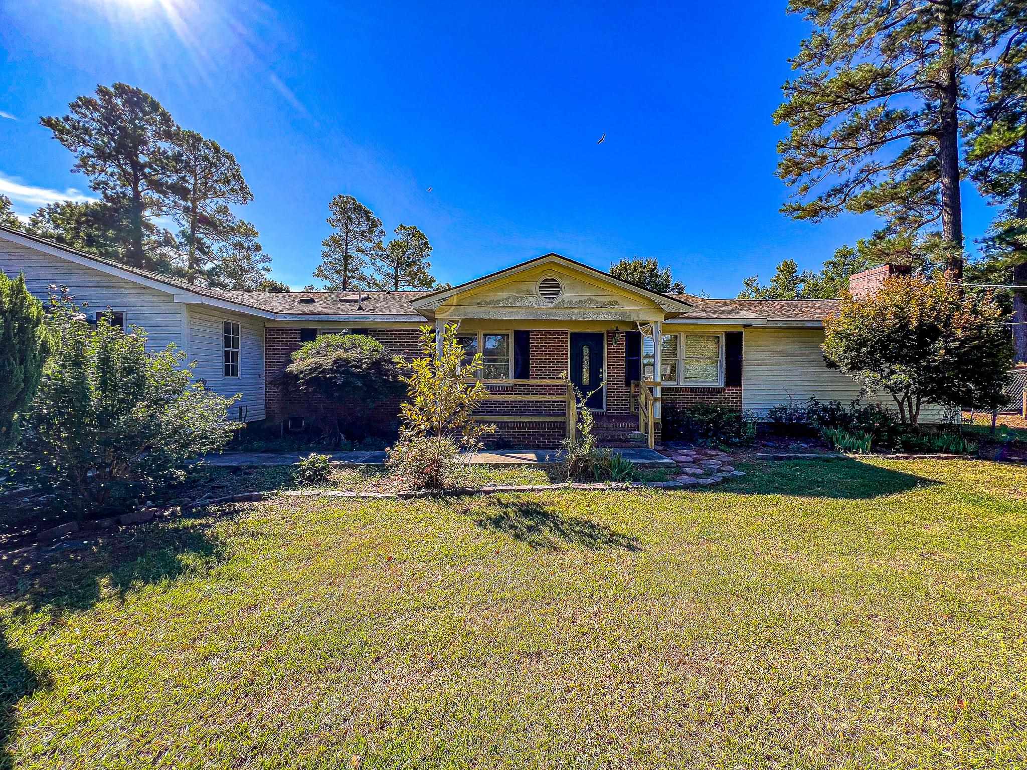 6313 Middle Rd. — photo