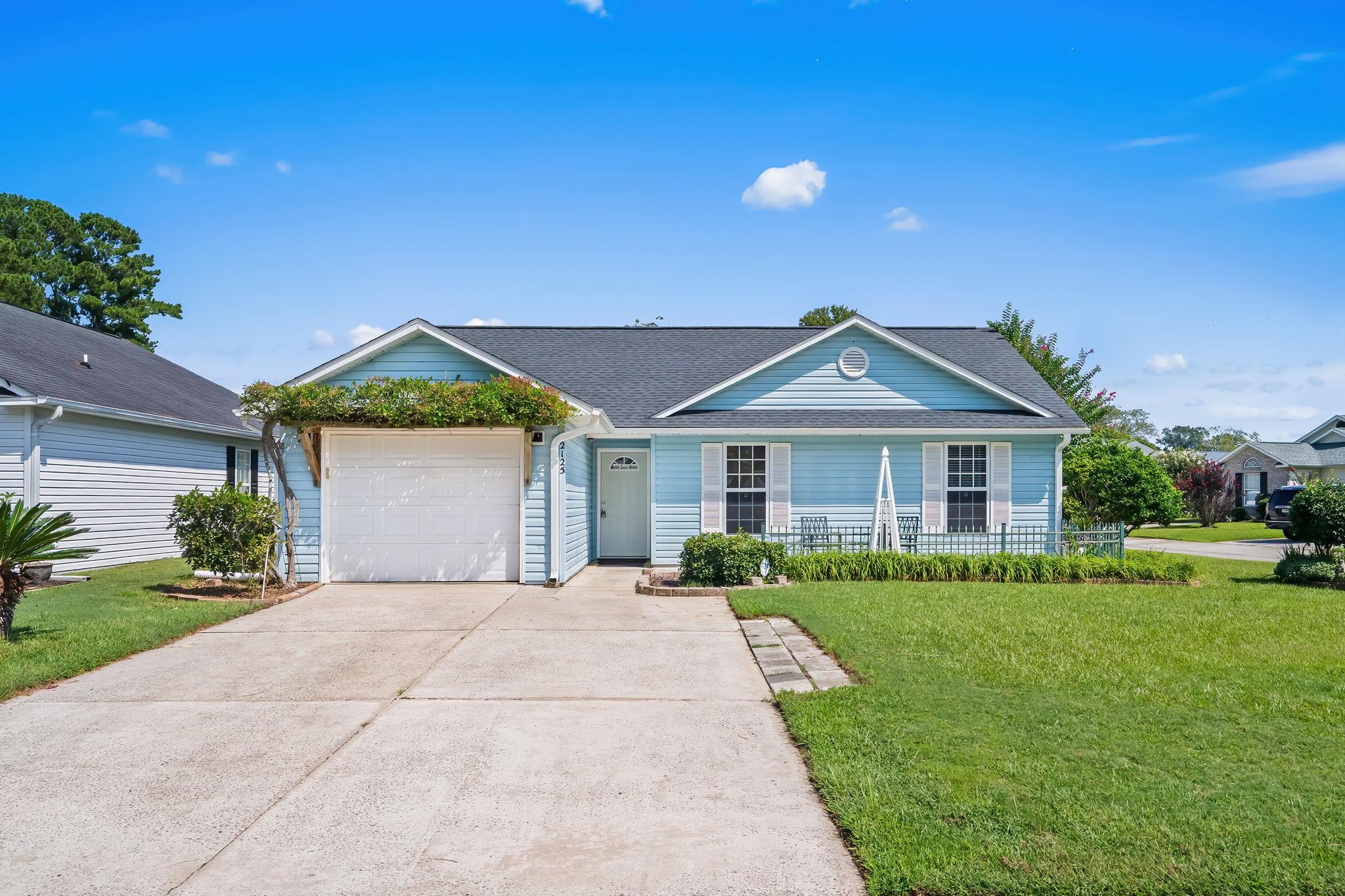 2125 Wedgewood Dr. — photo