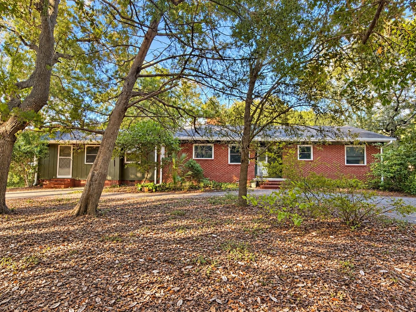 5722 Pickens Ave. — photo