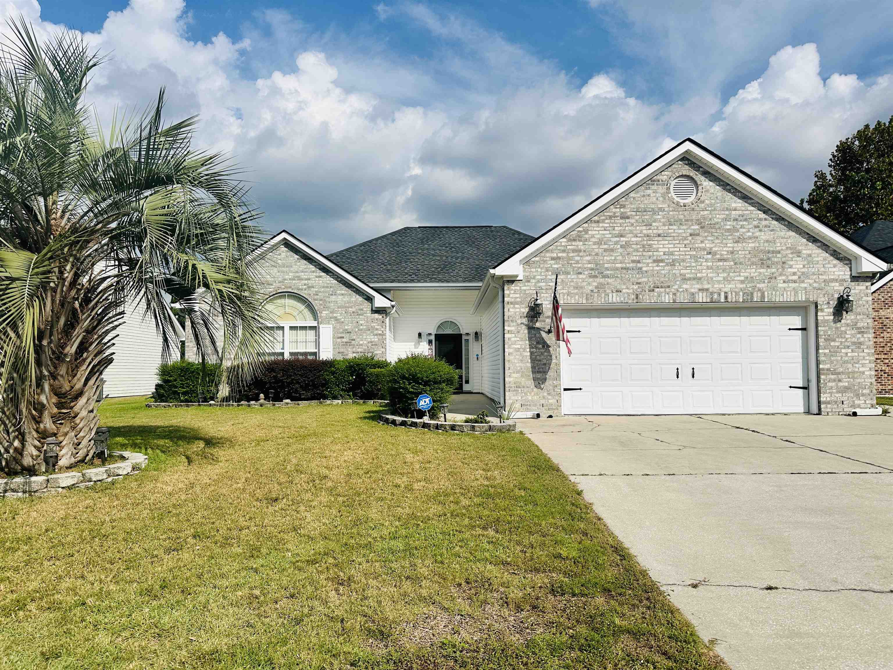 170 Jessica Dr. — photo