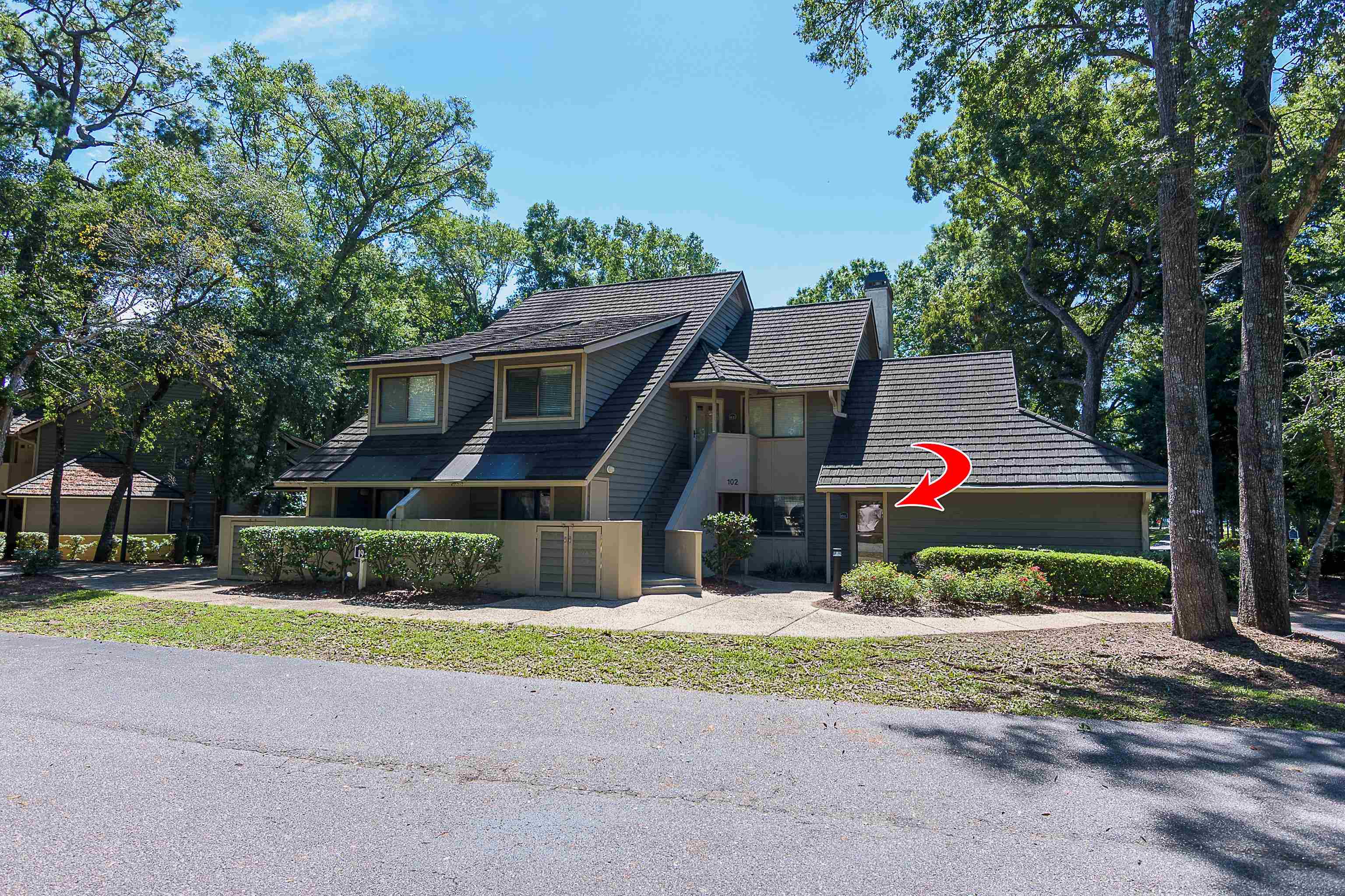 102 Blyth Circle 19-C — photo