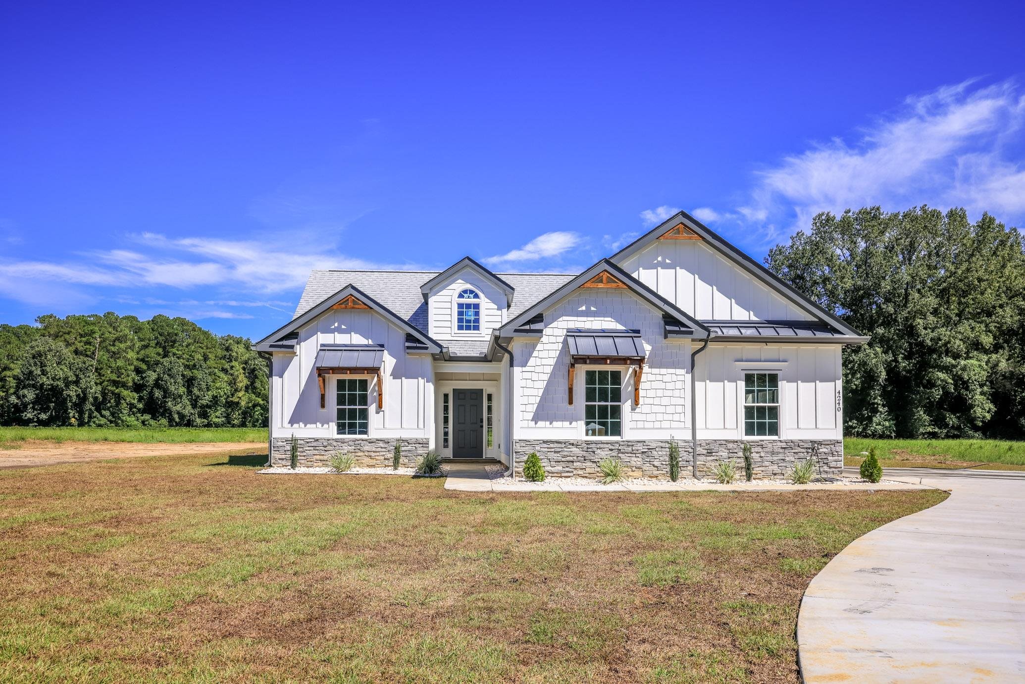 4240 Johnson Shelley Rd. — photo