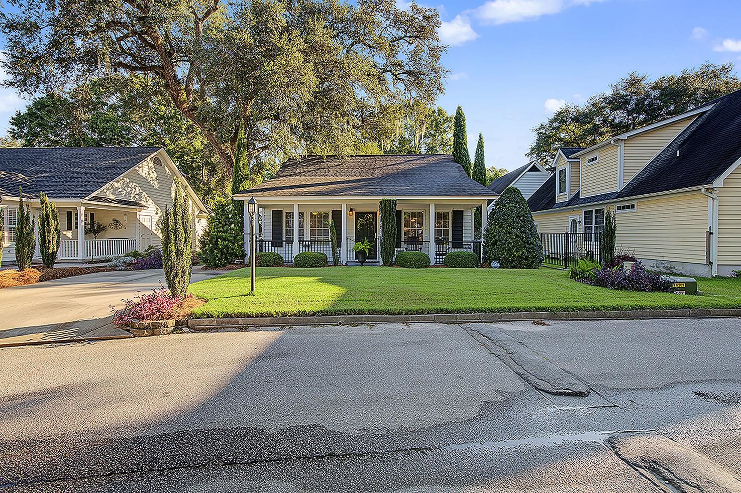 4273 Brook Dr. — photo