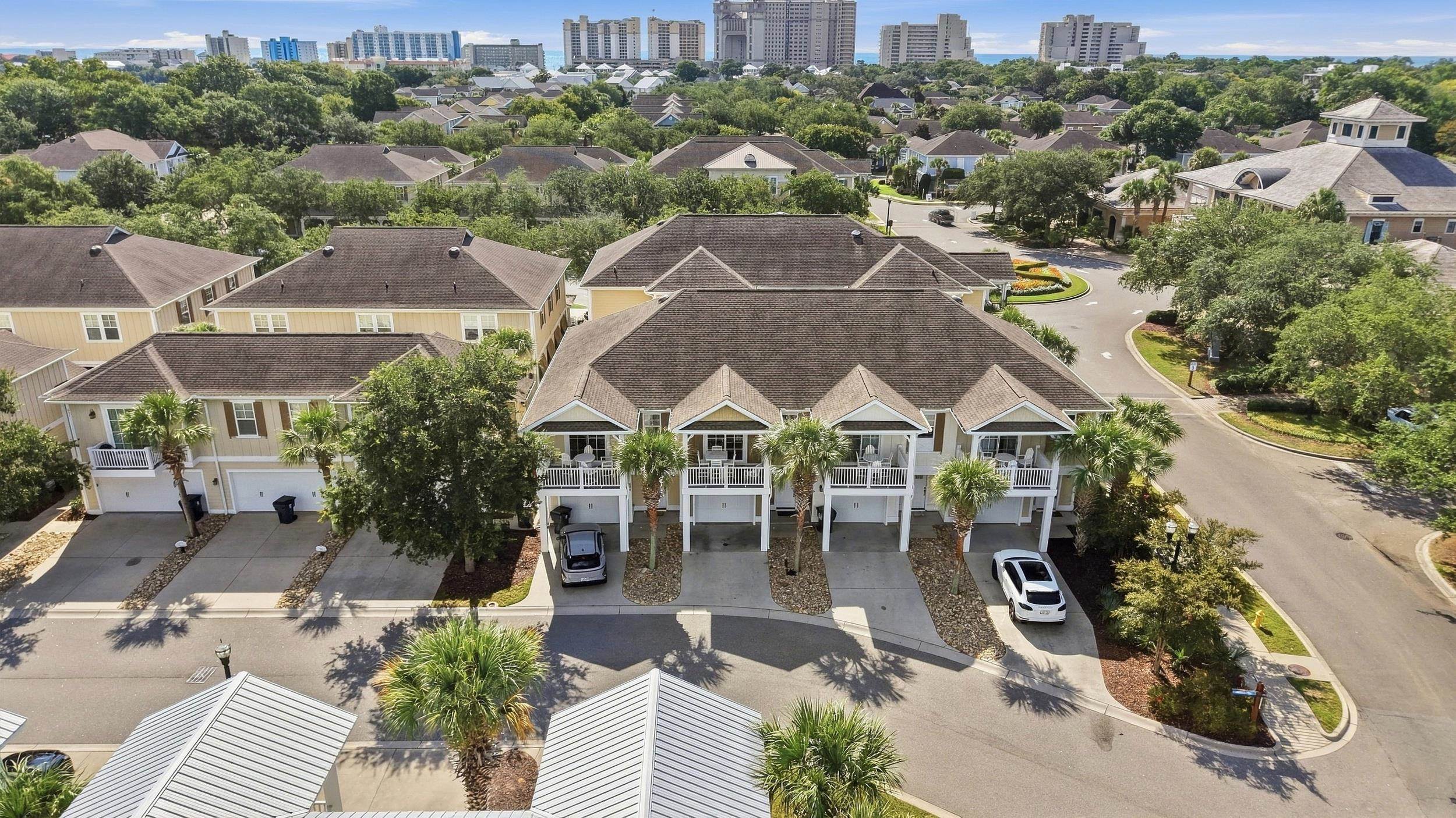 835 Maderia Dr. Th6-R2 — photo