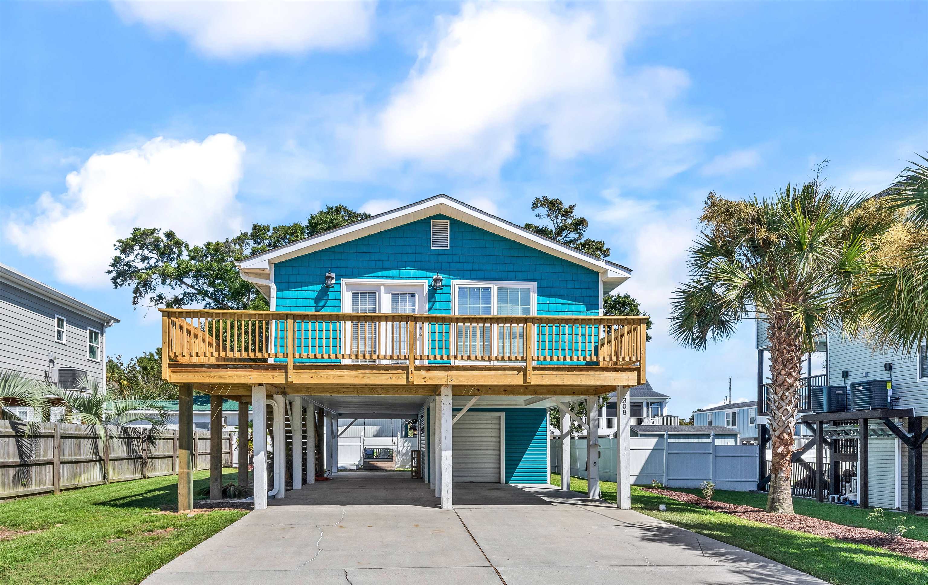 308 Vista Dr. — photo