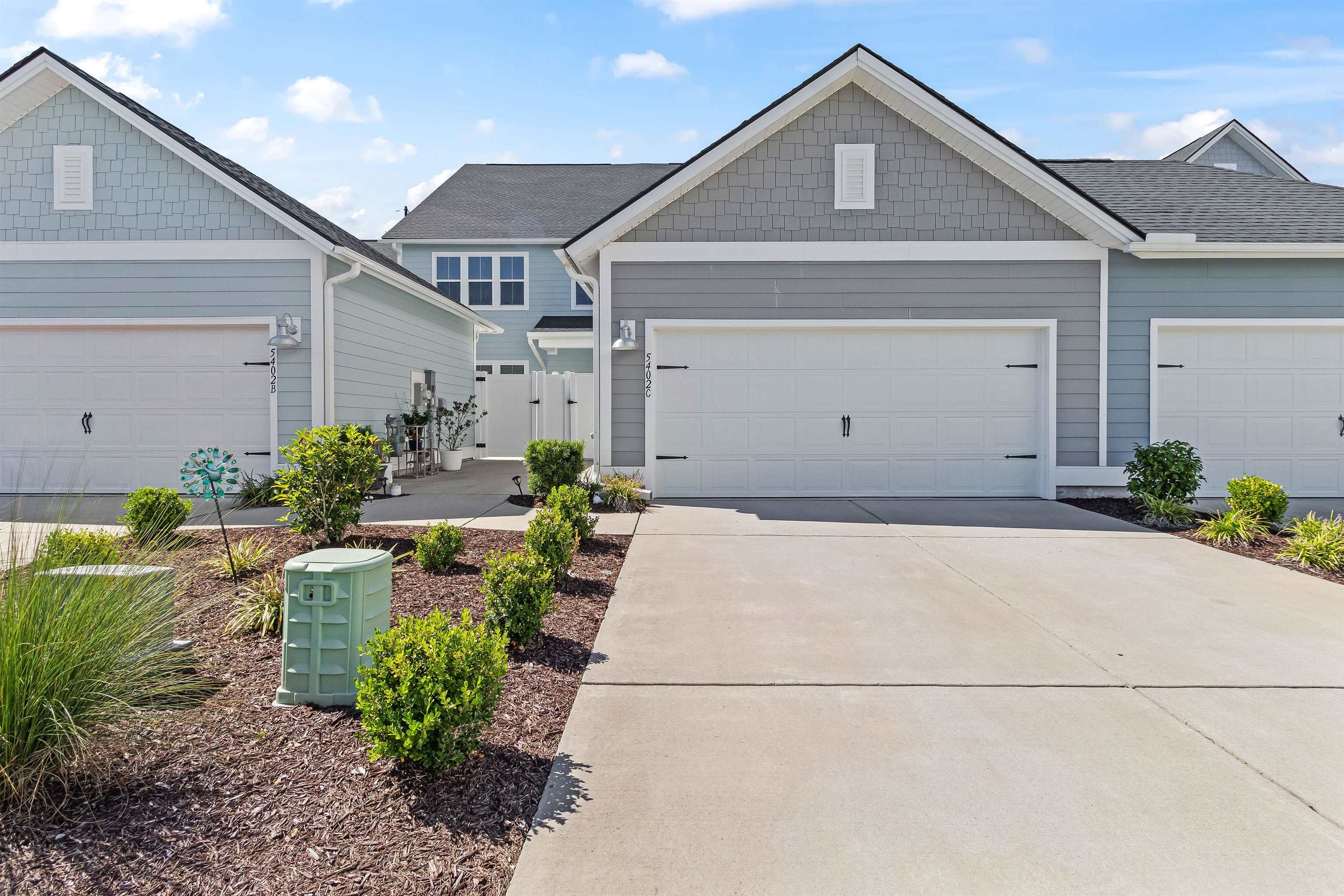 5402 Knobcone Loop C — photo