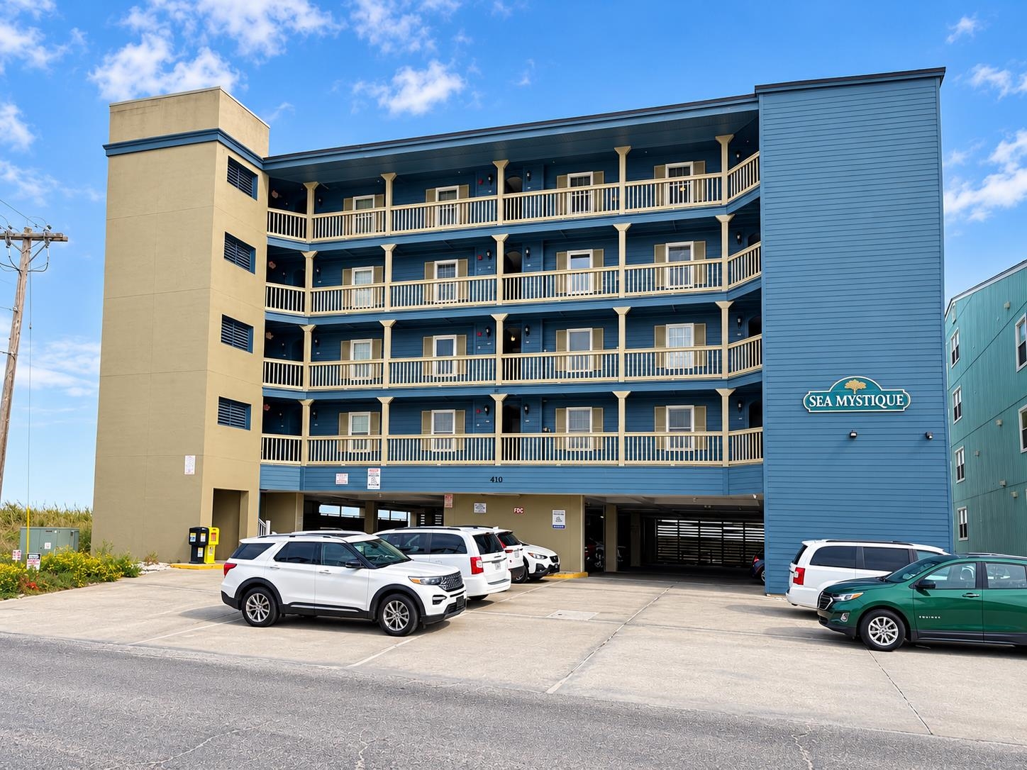 410 N Waccamaw Dr. Unit 306 — photo