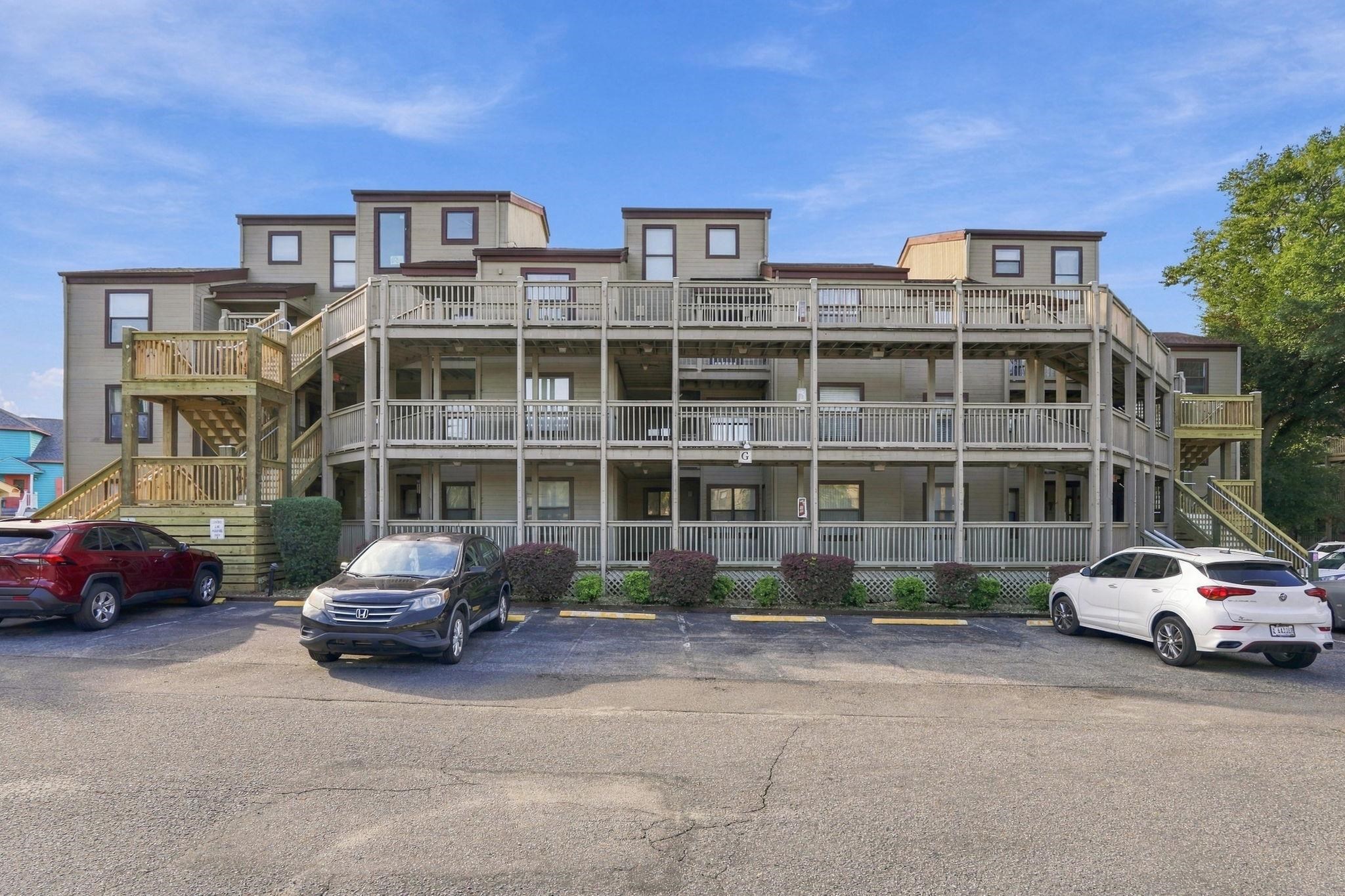 501 Maison Dr. Unit 15-G — photo