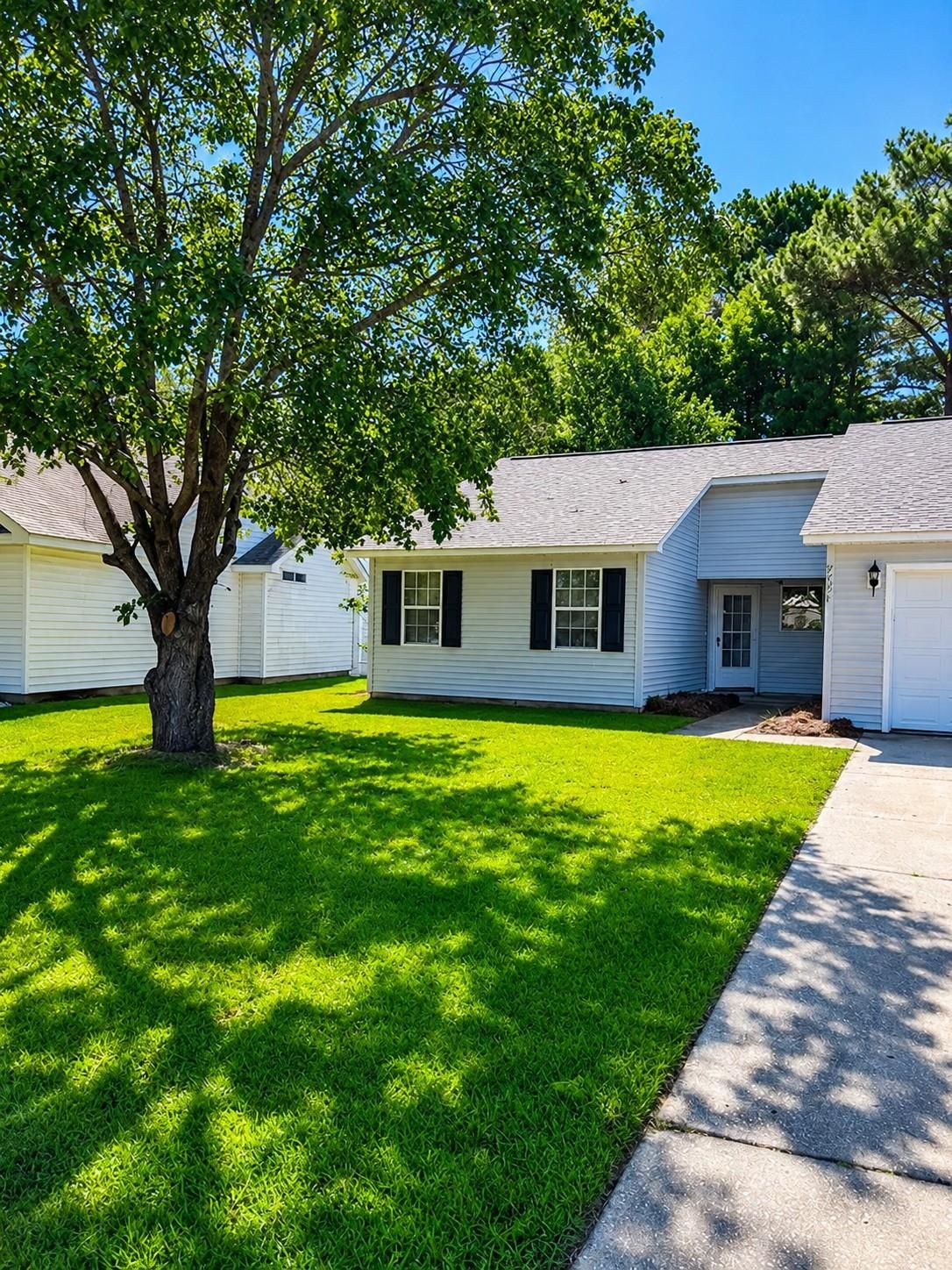 9668 Middleton Ct. — photo