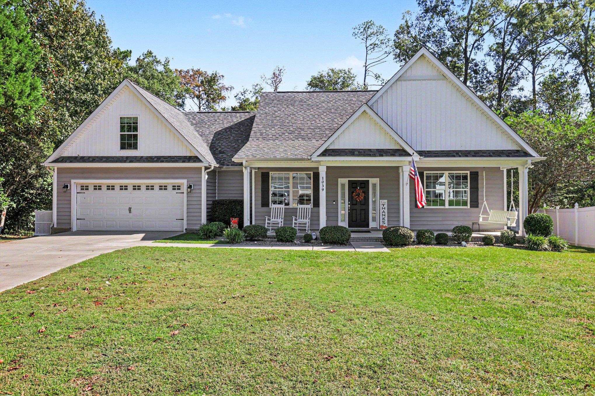 1039 Rosehaven Dr. — photo