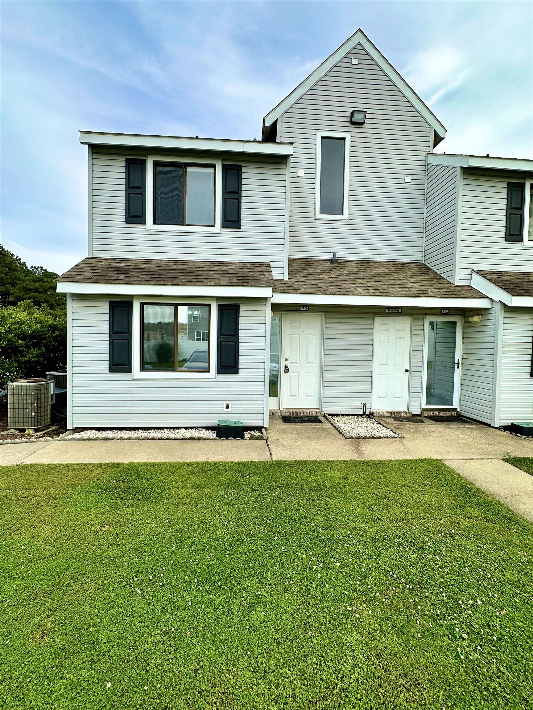 500 Fairway Village Dr. Unit 9-O — photo