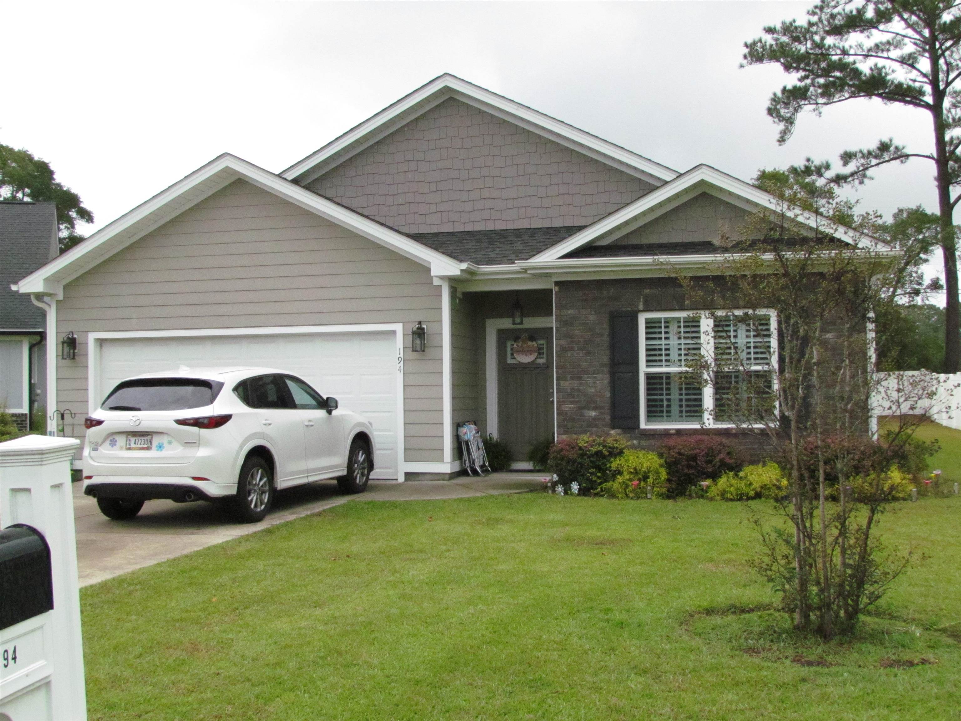 194 Swallowtail Ct. — photo