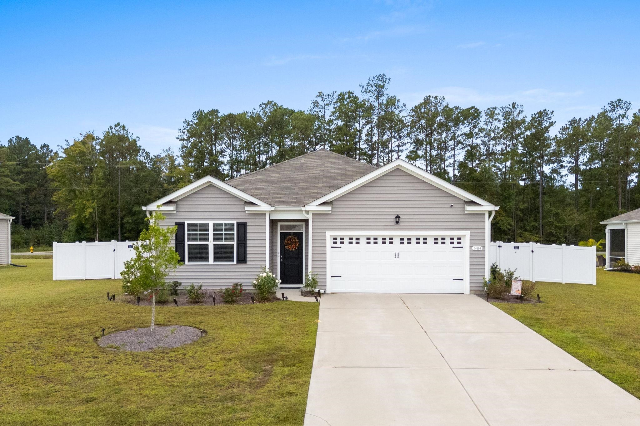 1404 Greenock Ln. — photo