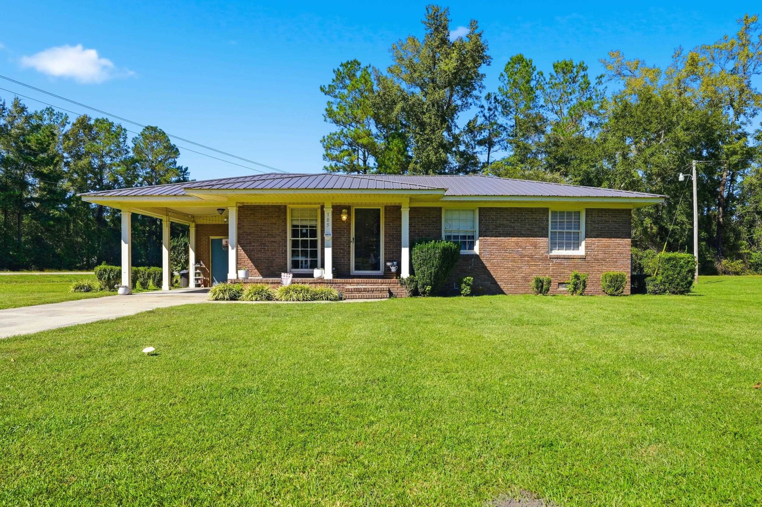 105 Twin City Circle — photo