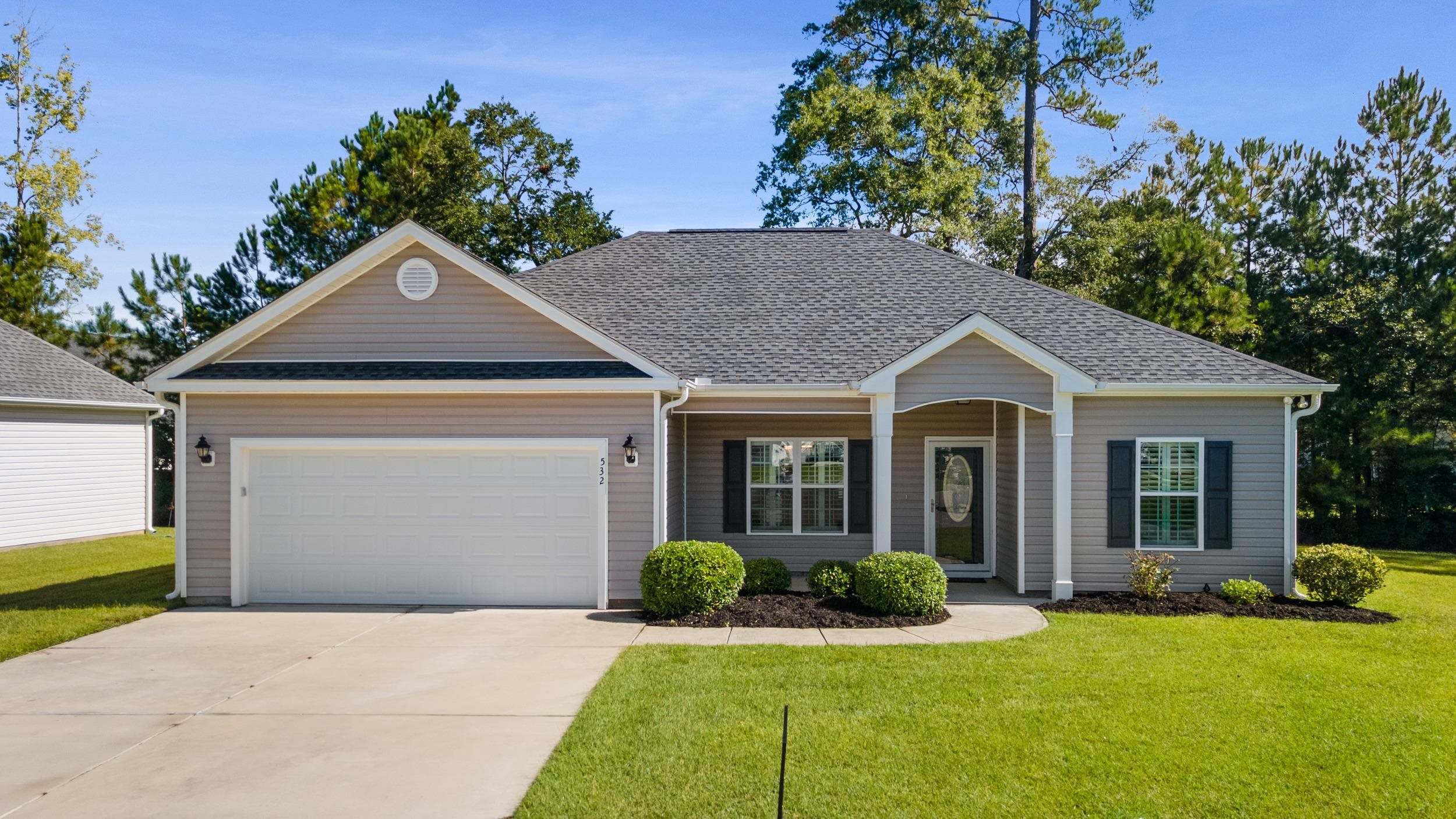 532 Whiddy Loop — photo