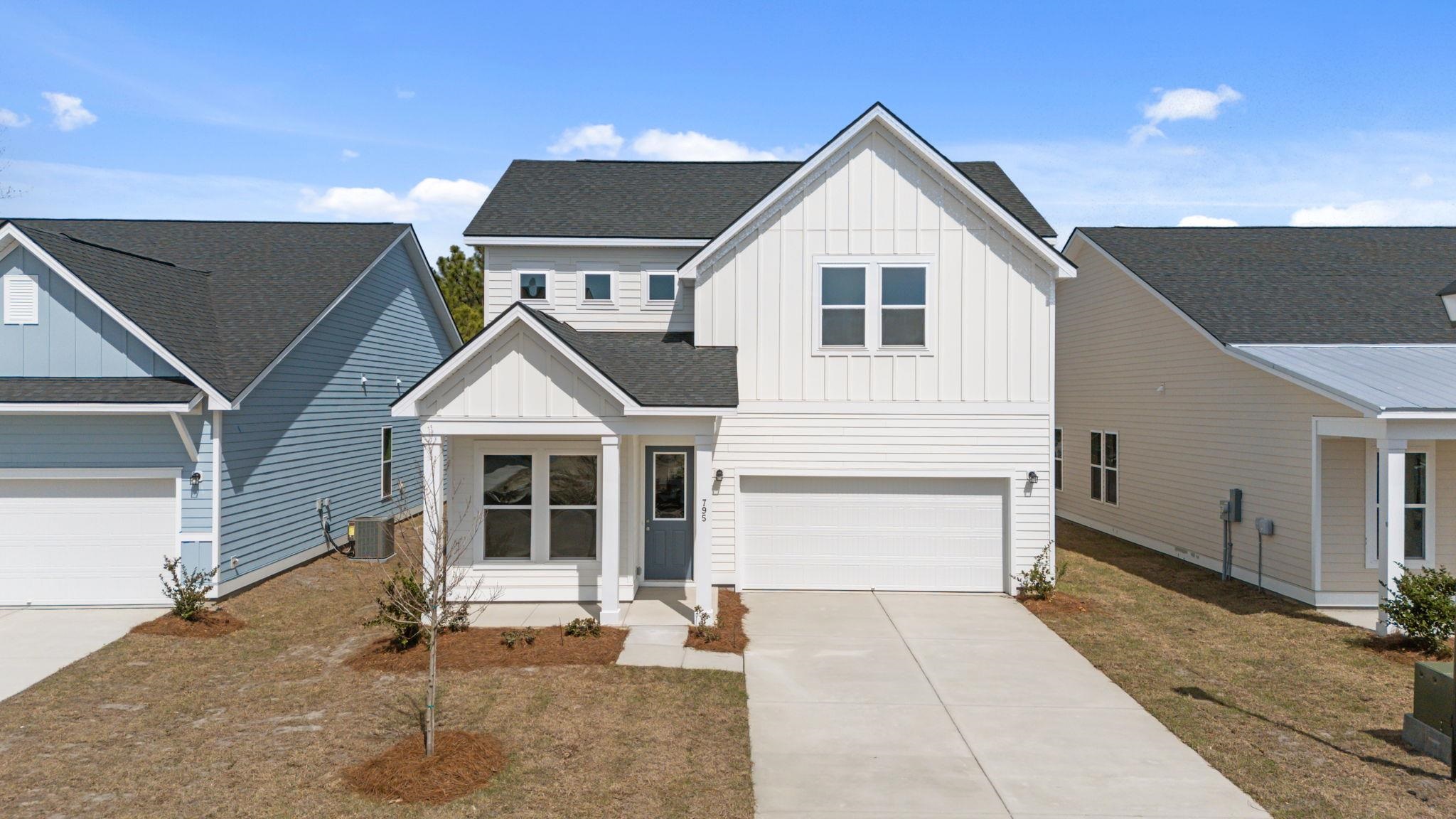 552 Waters Edge Dr. — photo