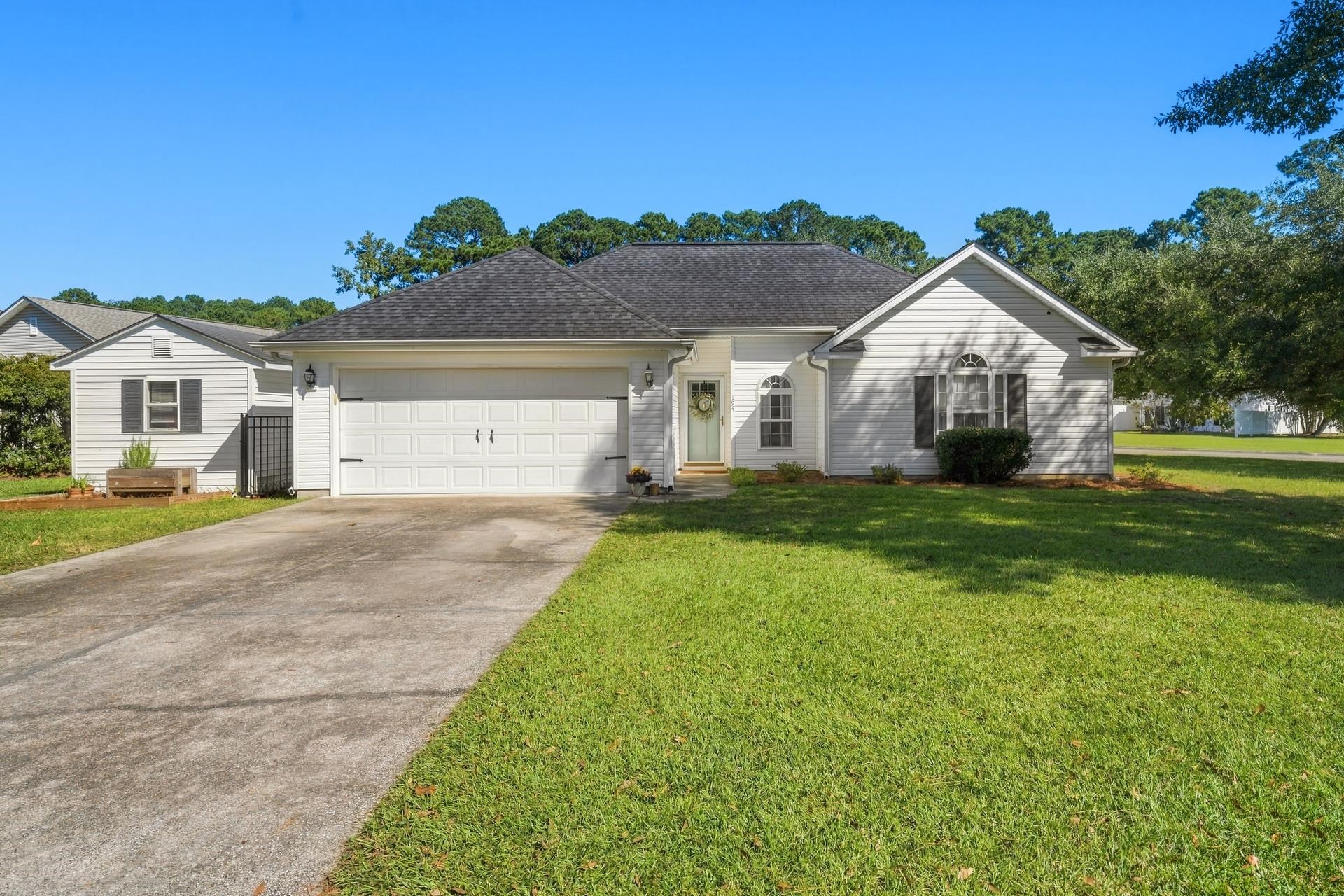 194 Robert Conway Ct. — photo