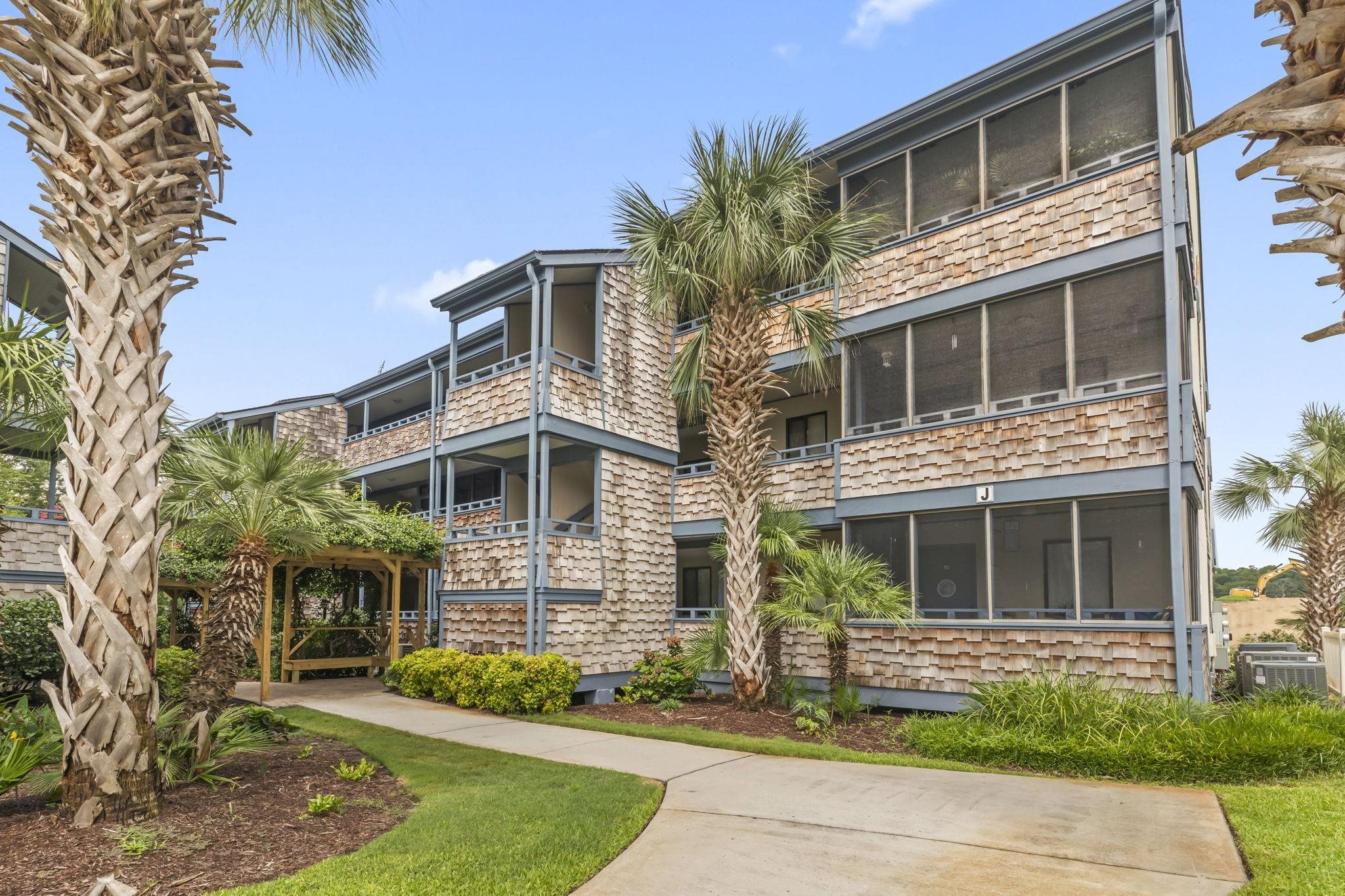 250 Maison Dr. Unit J-6 — photo