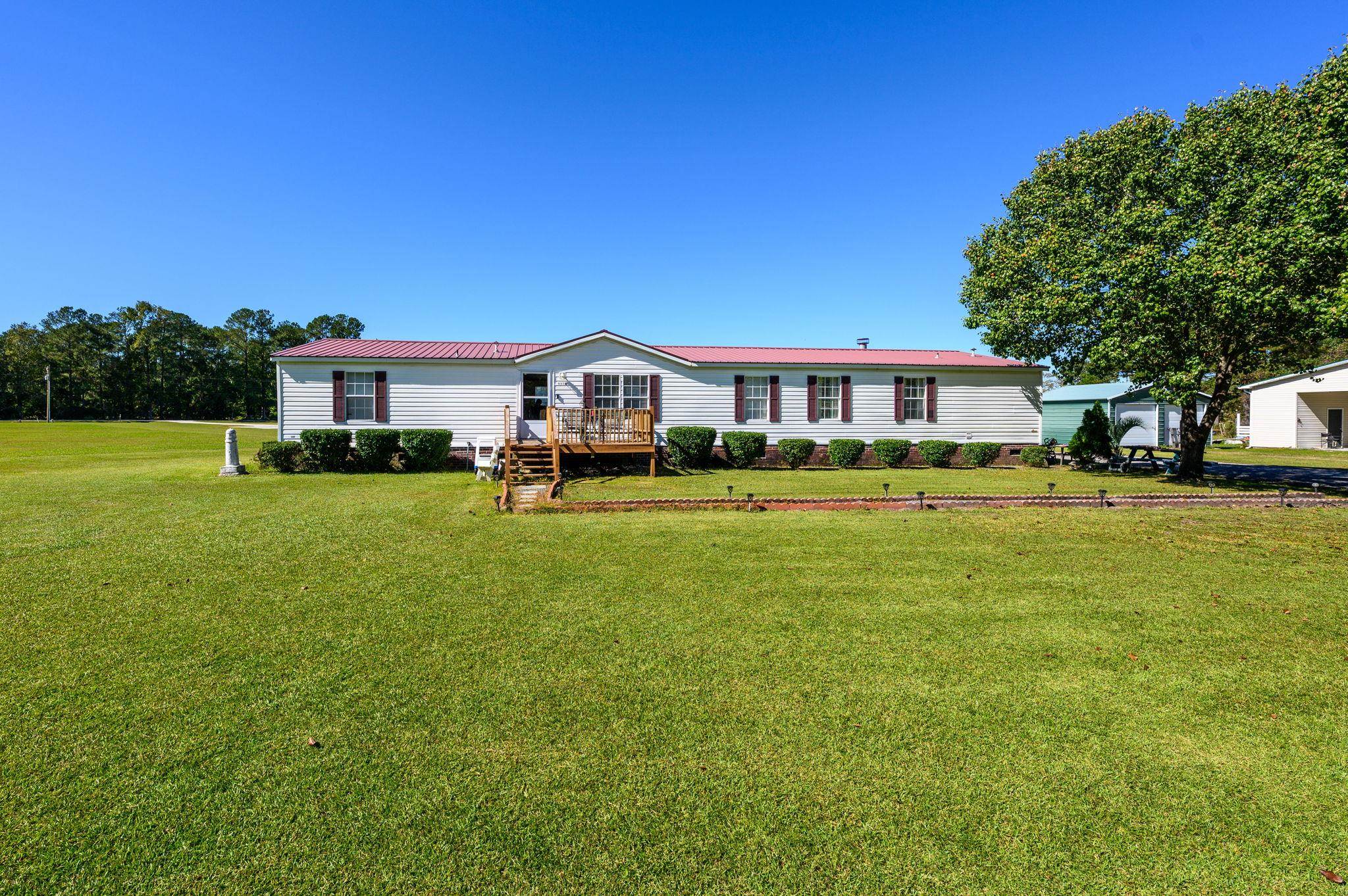 5372 Party Pines Rd. — photo
