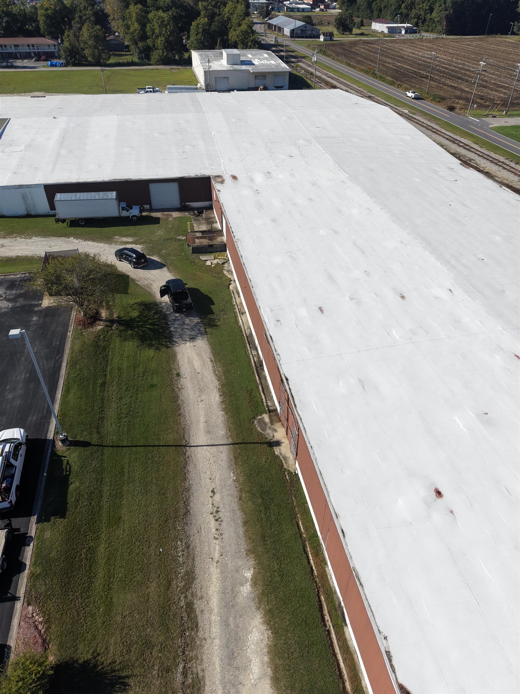 4615 Broad St. — photo