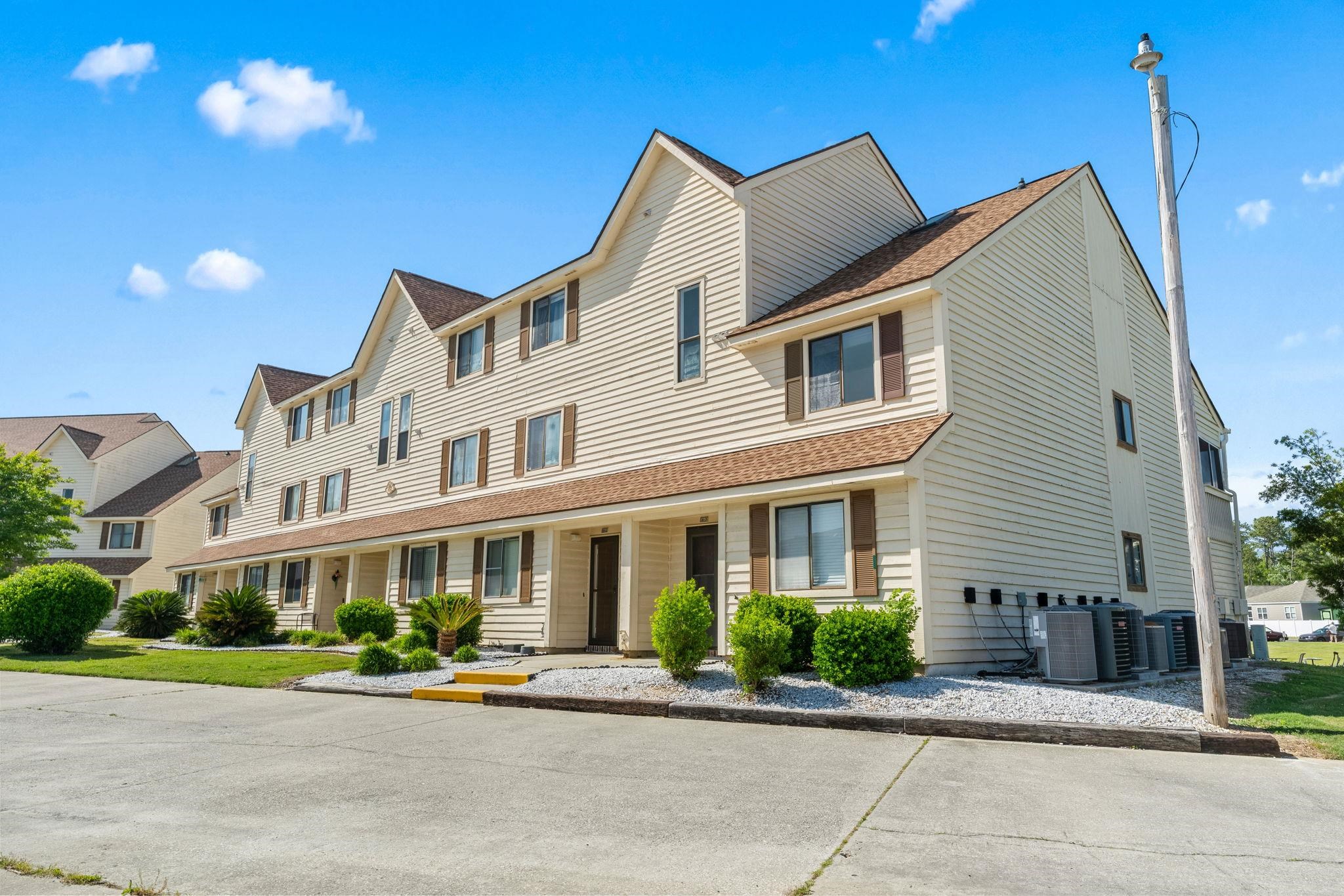510 Fairwood Lakes Dr. Unit N16 — photo
