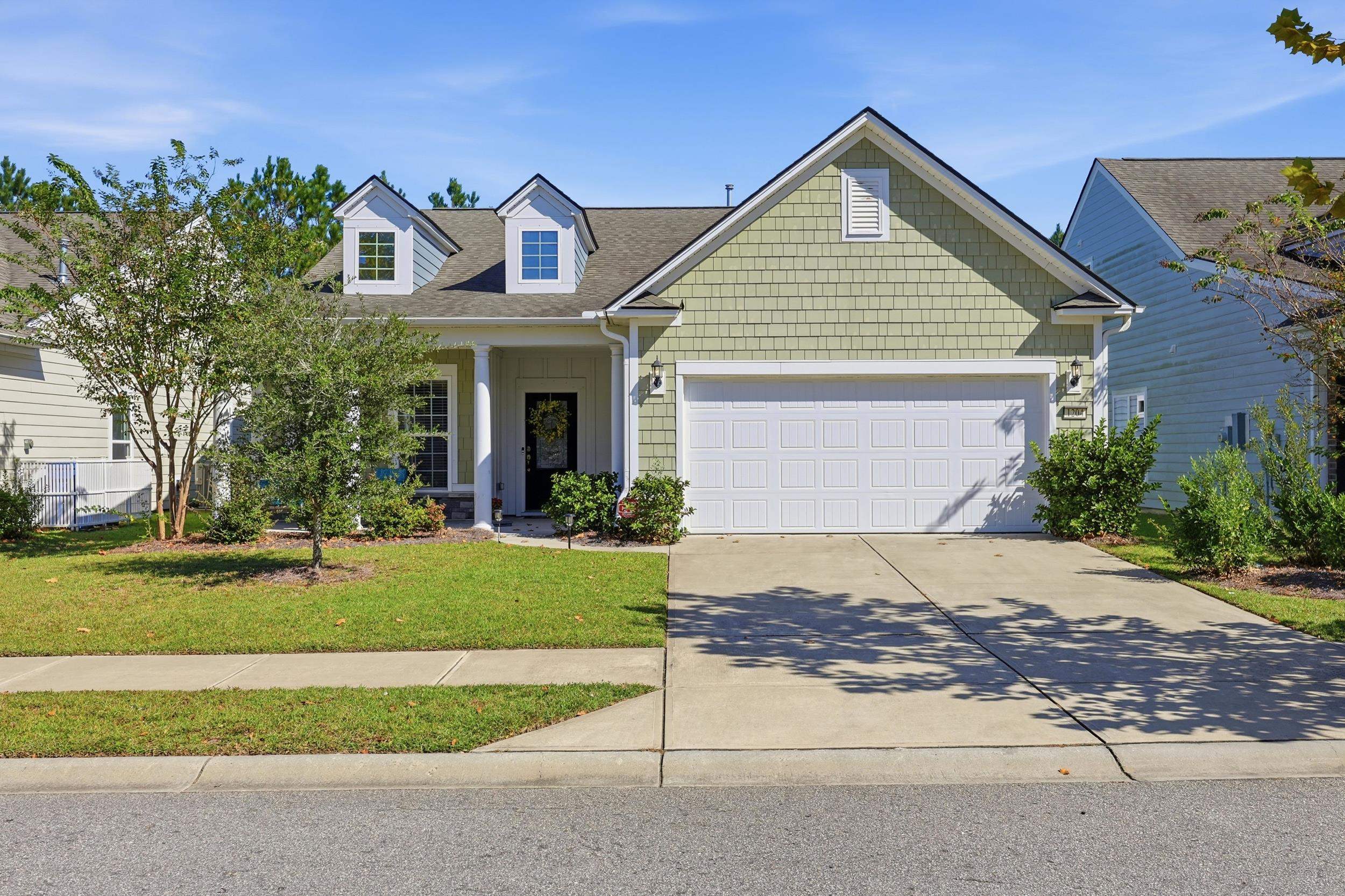 1204 Prescott Circle — photo